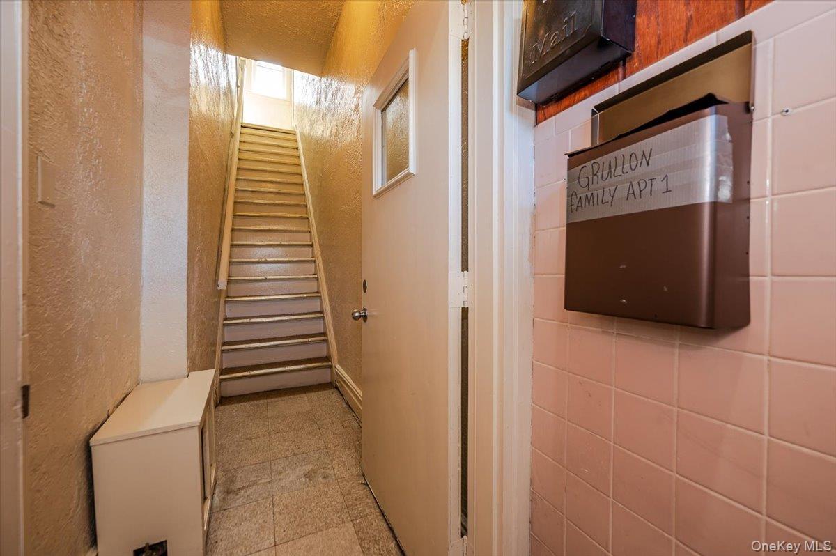 Commercial Sale Bruckner Boulevard Bronx, NY 10465, MLS-973902-25