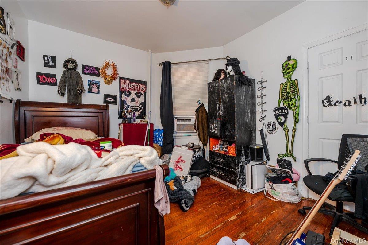 Commercial Sale Bruckner Boulevard Bronx, NY 10465, MLS-973902-35