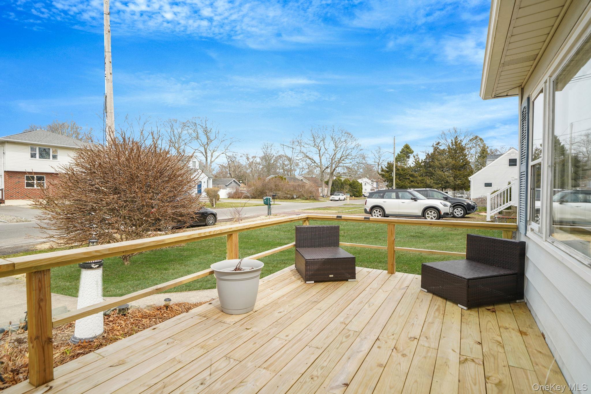 Single Family Argyle  Suffolk County, NY 11967, MLS-973907-4