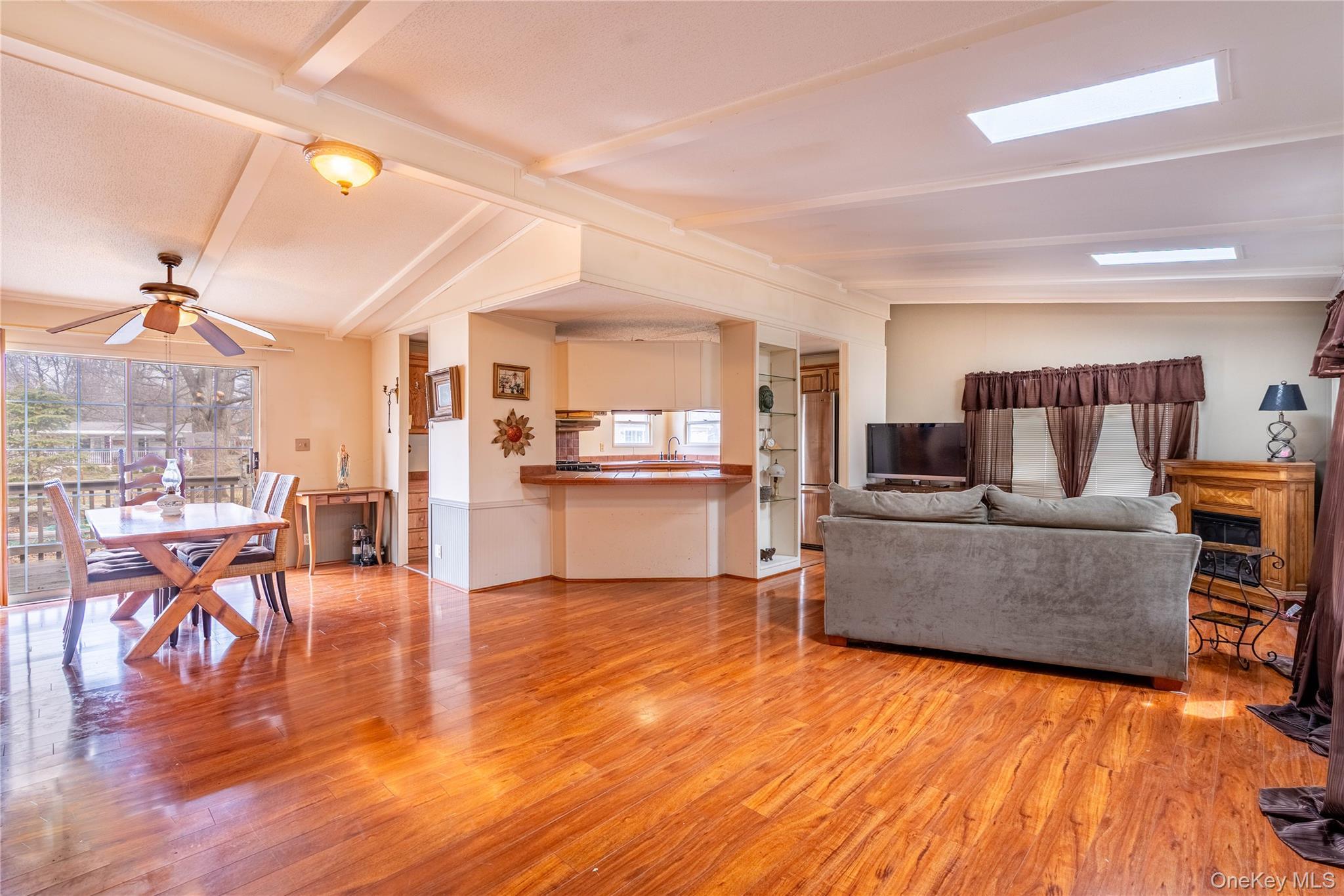 Single Family Apple  Ulster County, NY 12561, MLS-973914-6