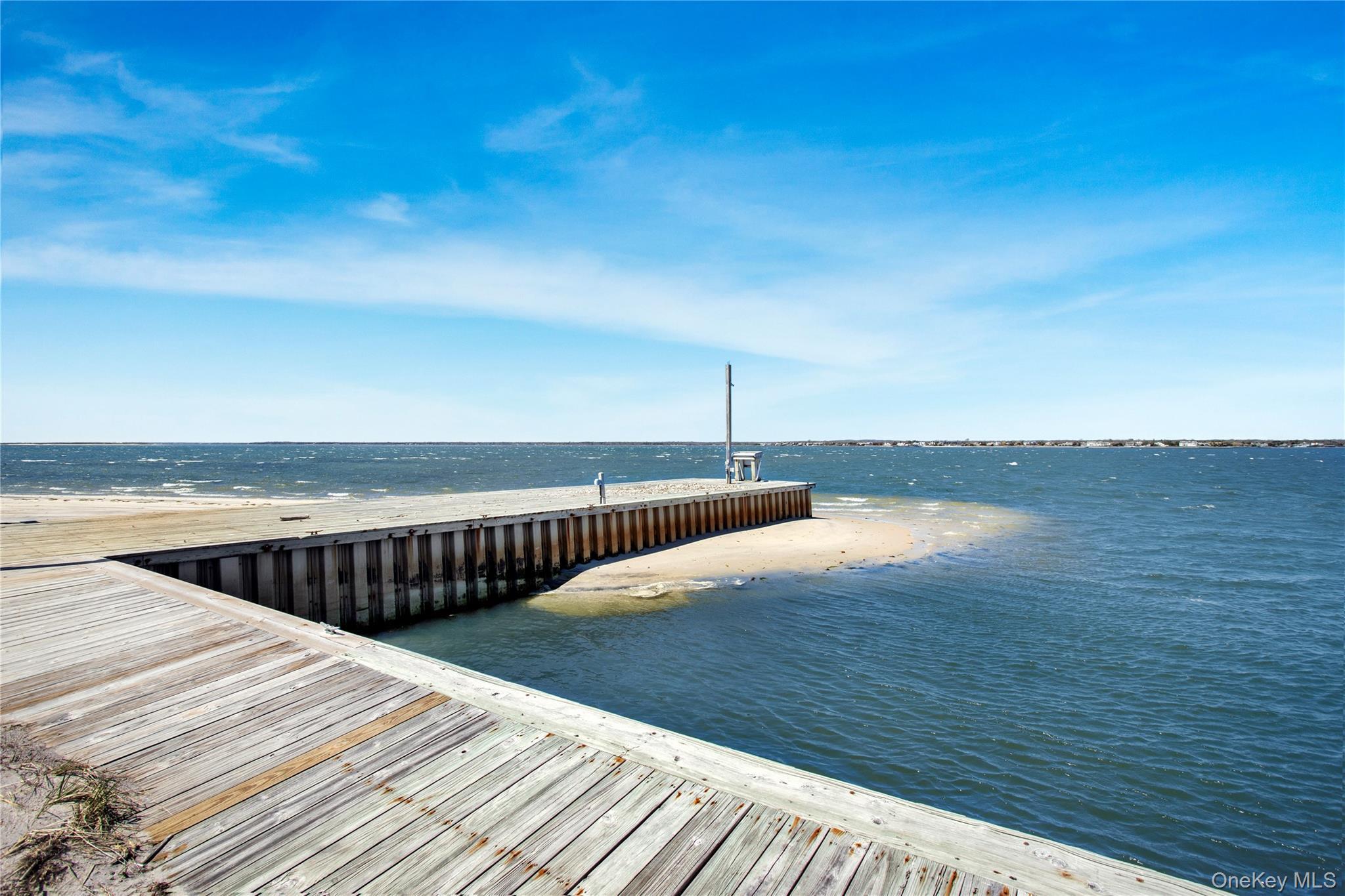 Condo Dune  Suffolk County, NY 11978, MLS-973928-10