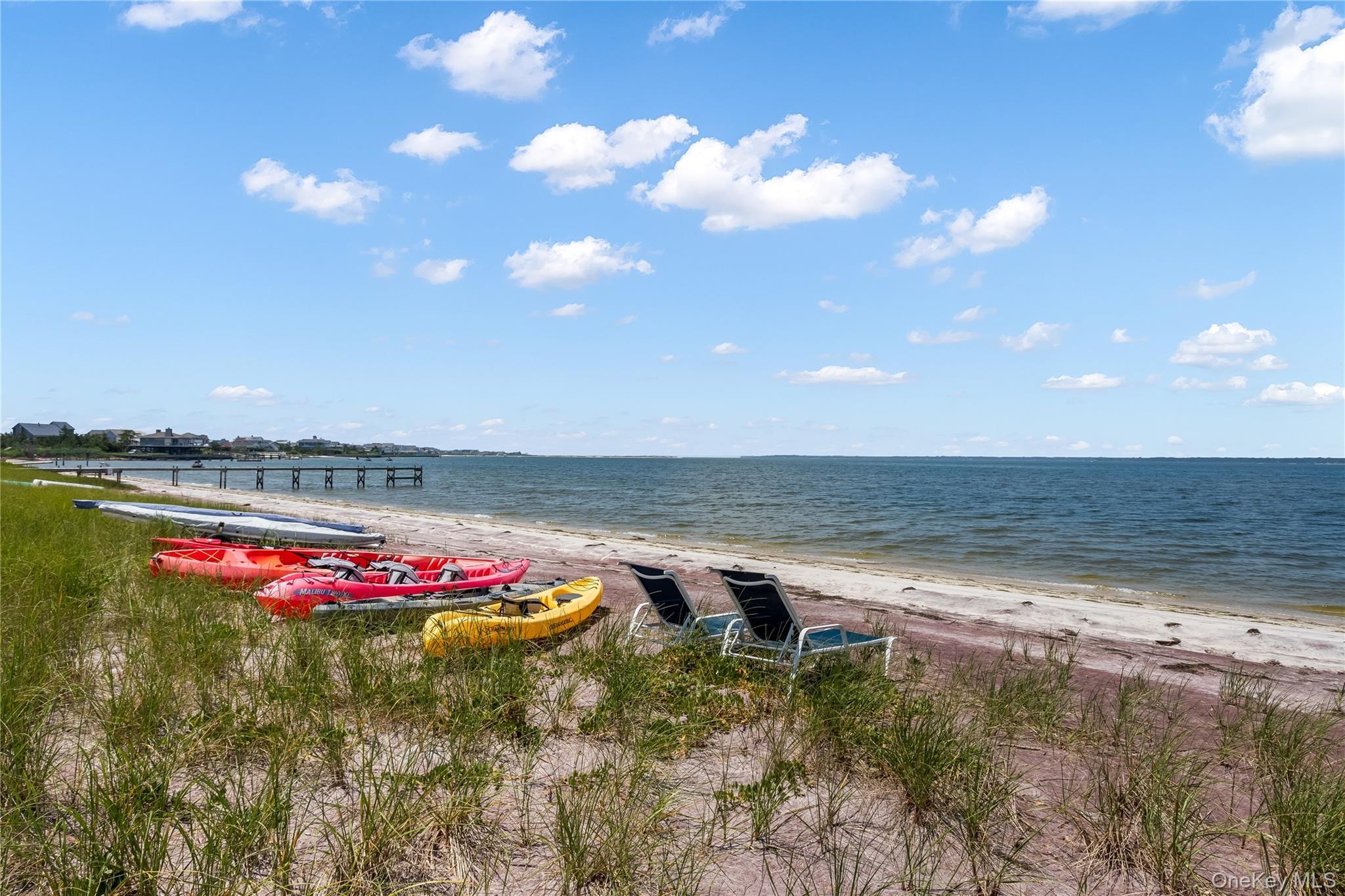 Condo Dune  Suffolk County, NY 11978, MLS-973928-4