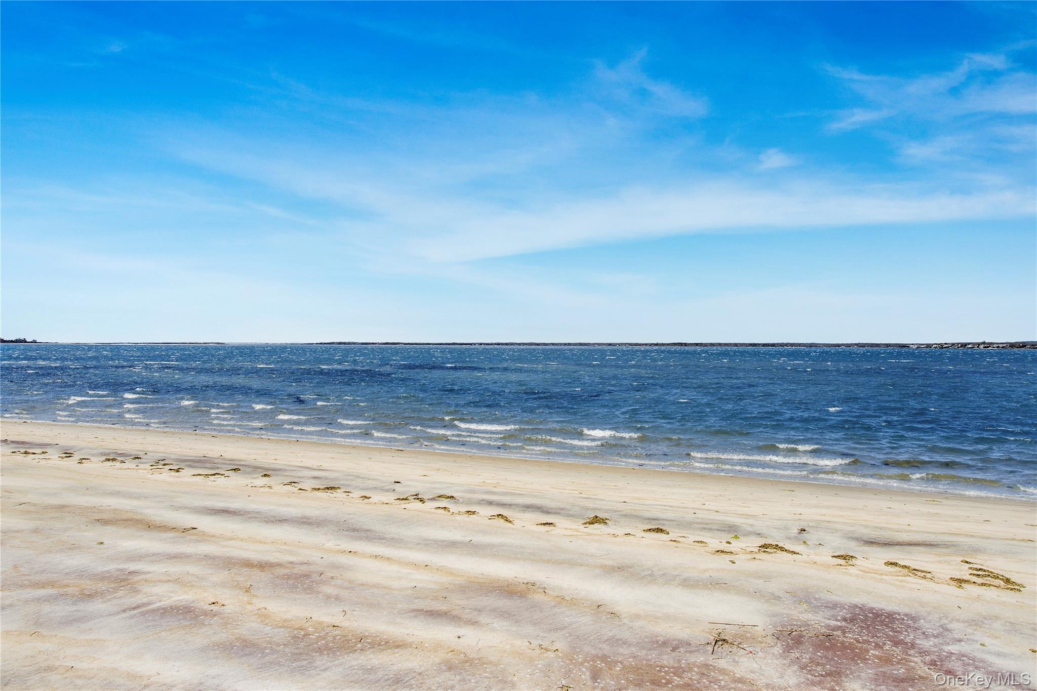 Condo Dune  Suffolk County, NY 11978, MLS-973928-9