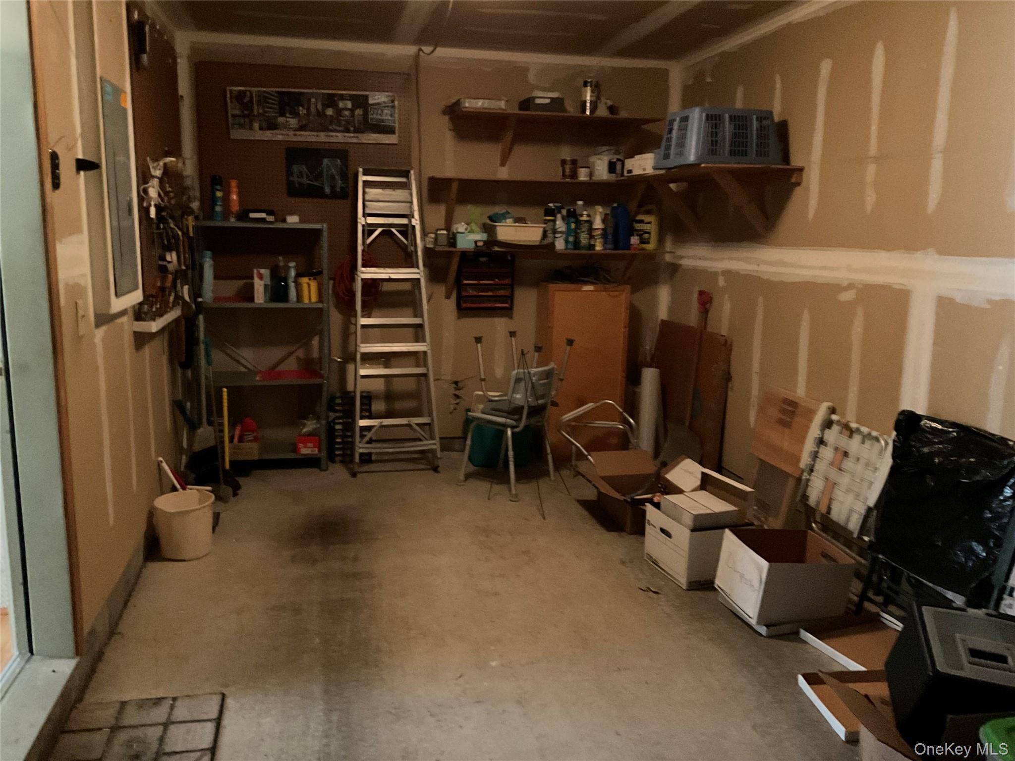 Condo Tall Tree  Dutchess County, NY 12601, MLS-973941-30