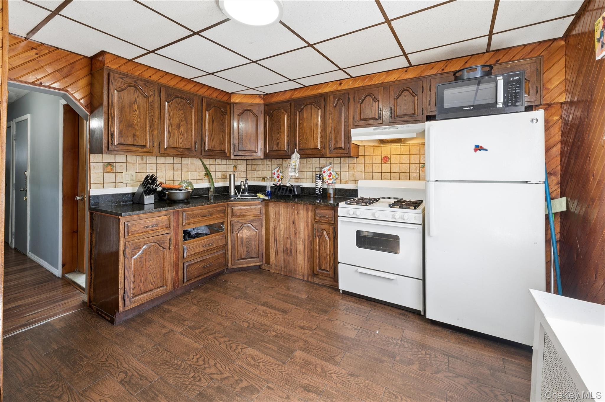 Single Family Sackett  Bronx, NY 10462, MLS-973949-15
