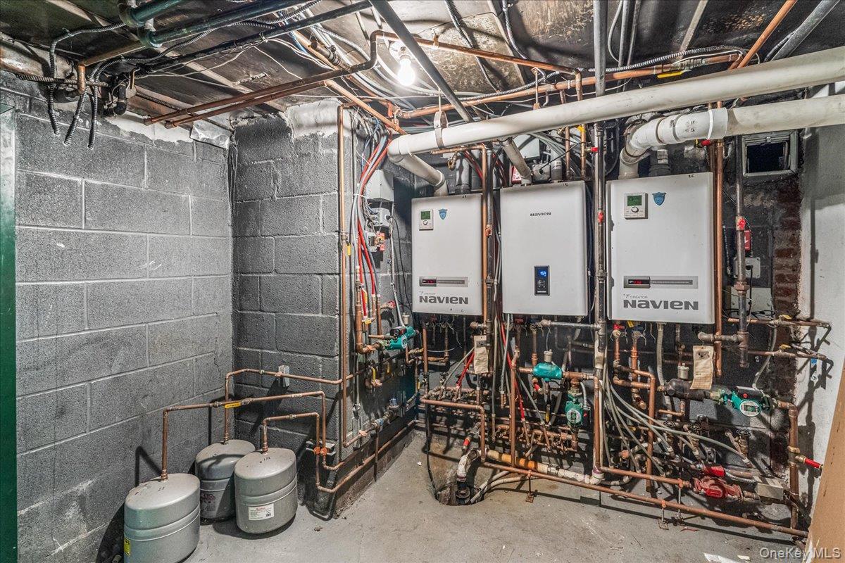 Single Family 70th  Queens, NY 11385, MLS-973959-18