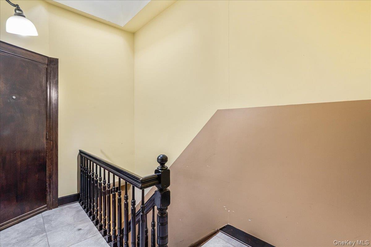 Single Family 70th  Queens, NY 11385, MLS-973959-28