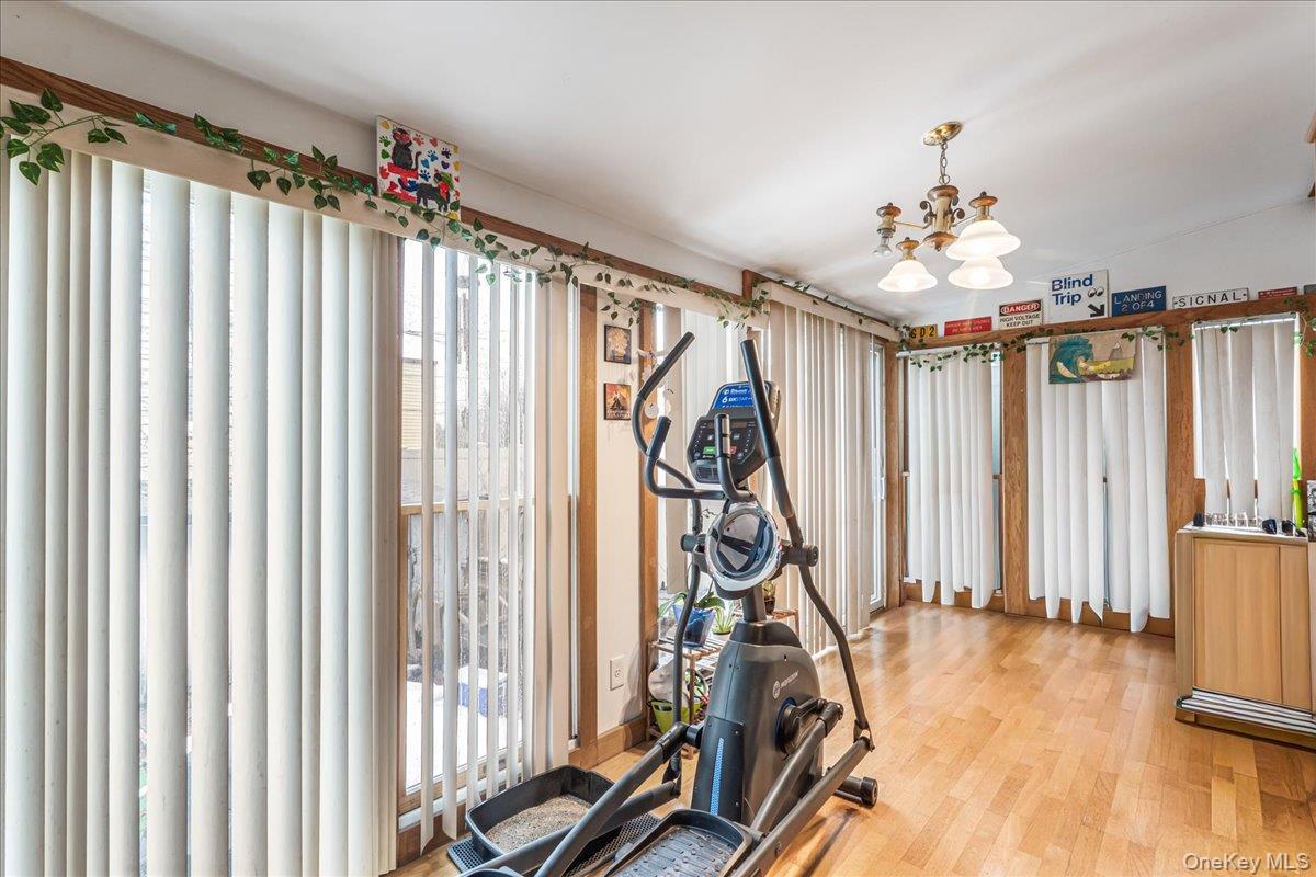 Single Family 70th  Queens, NY 11385, MLS-973959-5