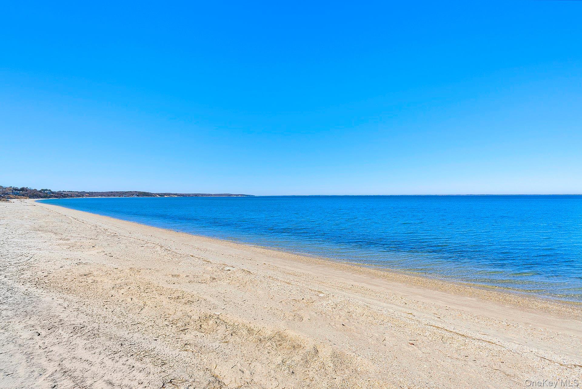 Single Family Peconic Crescent  Suffolk County, NY 11946, MLS-973960-18