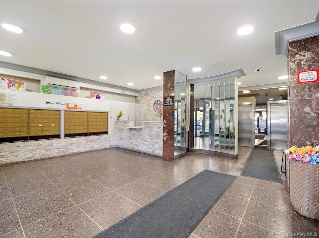 Coop Grand Concourse  Bronx, NY 10468, MLS-973967-5