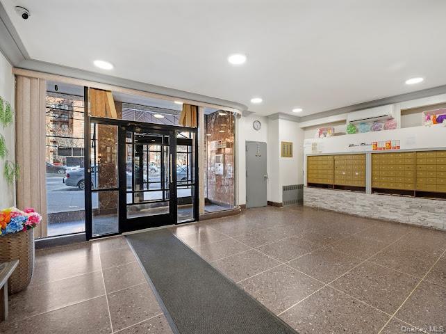 Coop Grand Concourse  Bronx, NY 10468, MLS-973967-6