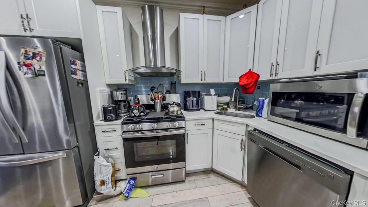 Single Family Montauk  Brooklyn, NY 11208, MLS-973992-5