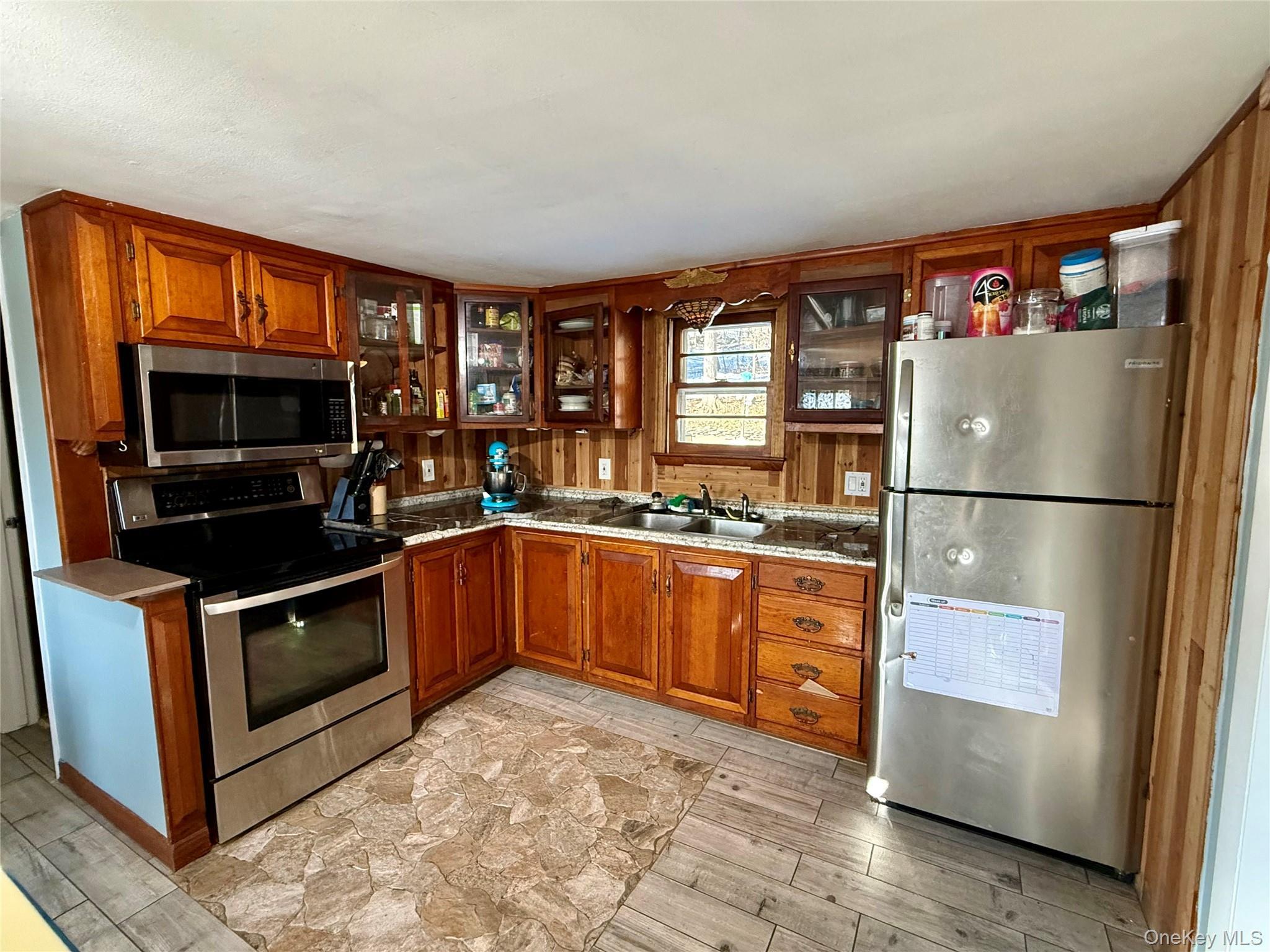 Single Family Glen  Dutchess County, NY 12522, MLS-973995-21