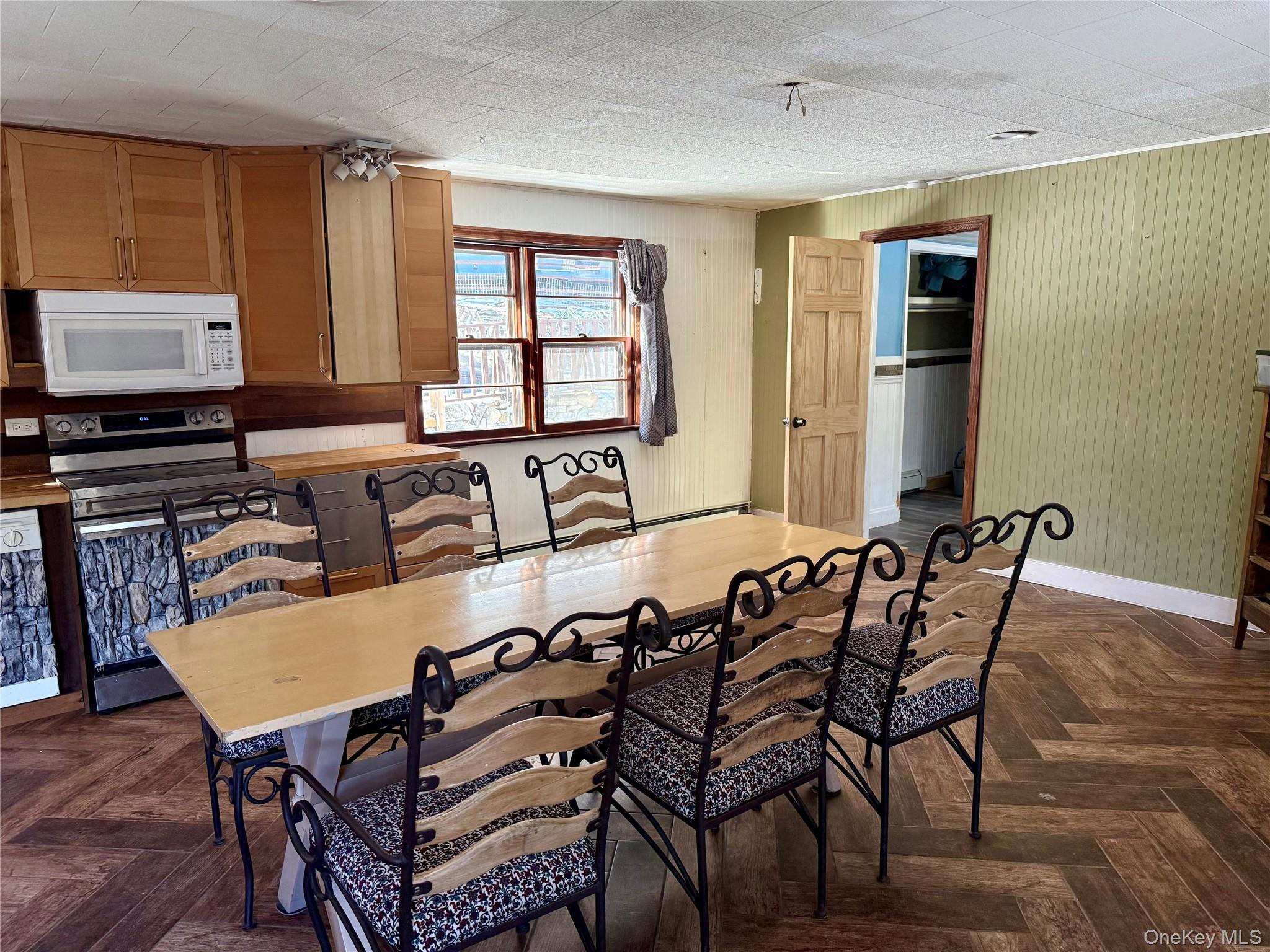 Single Family Glen  Dutchess County, NY 12522, MLS-973995-7