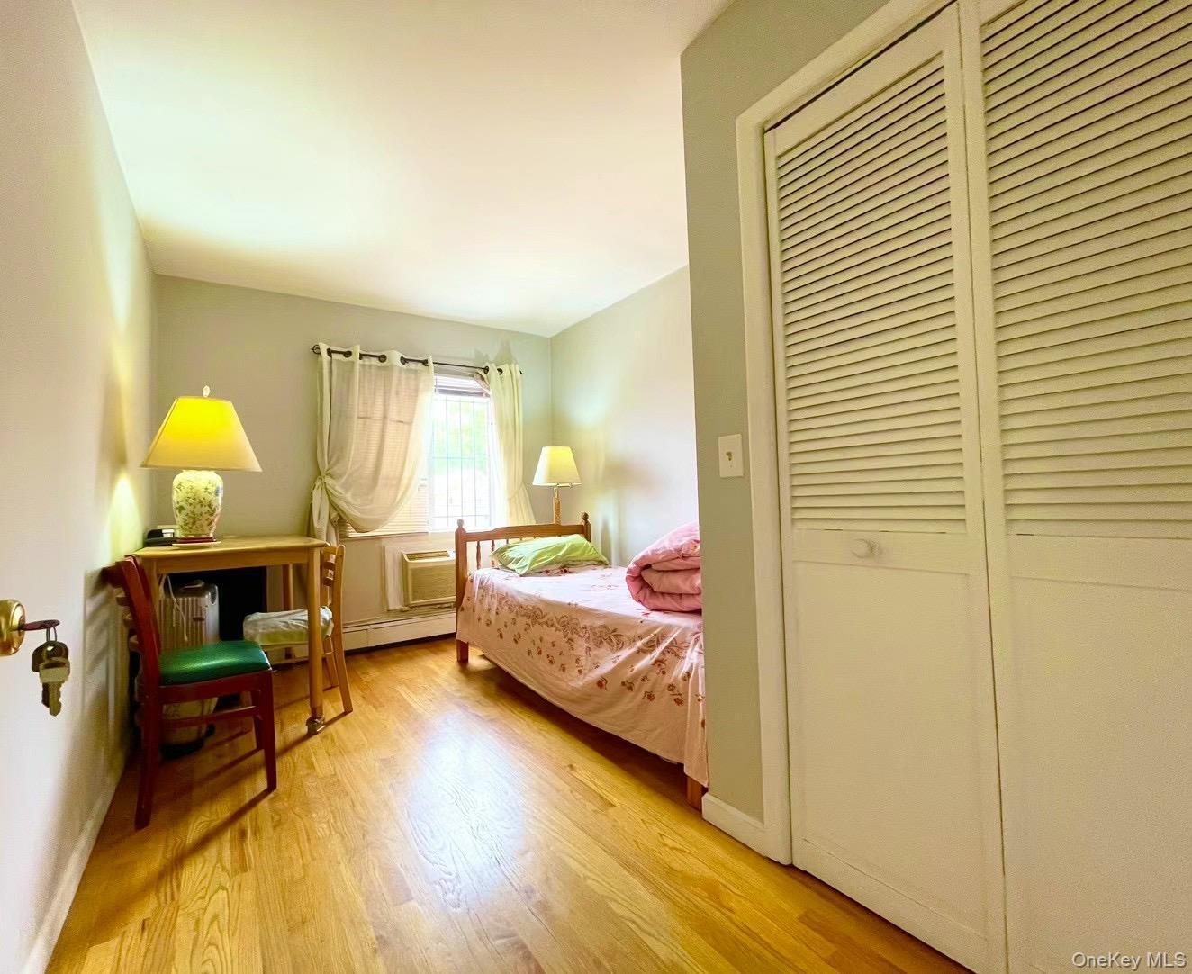 Condo 161st Queens, NY 11358, MLS-974011-8