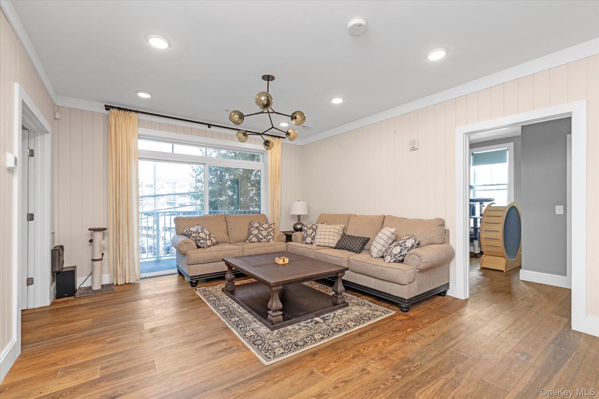 Condo Marina Pointe  Nassau County, NY 11518, MLS-974017-4