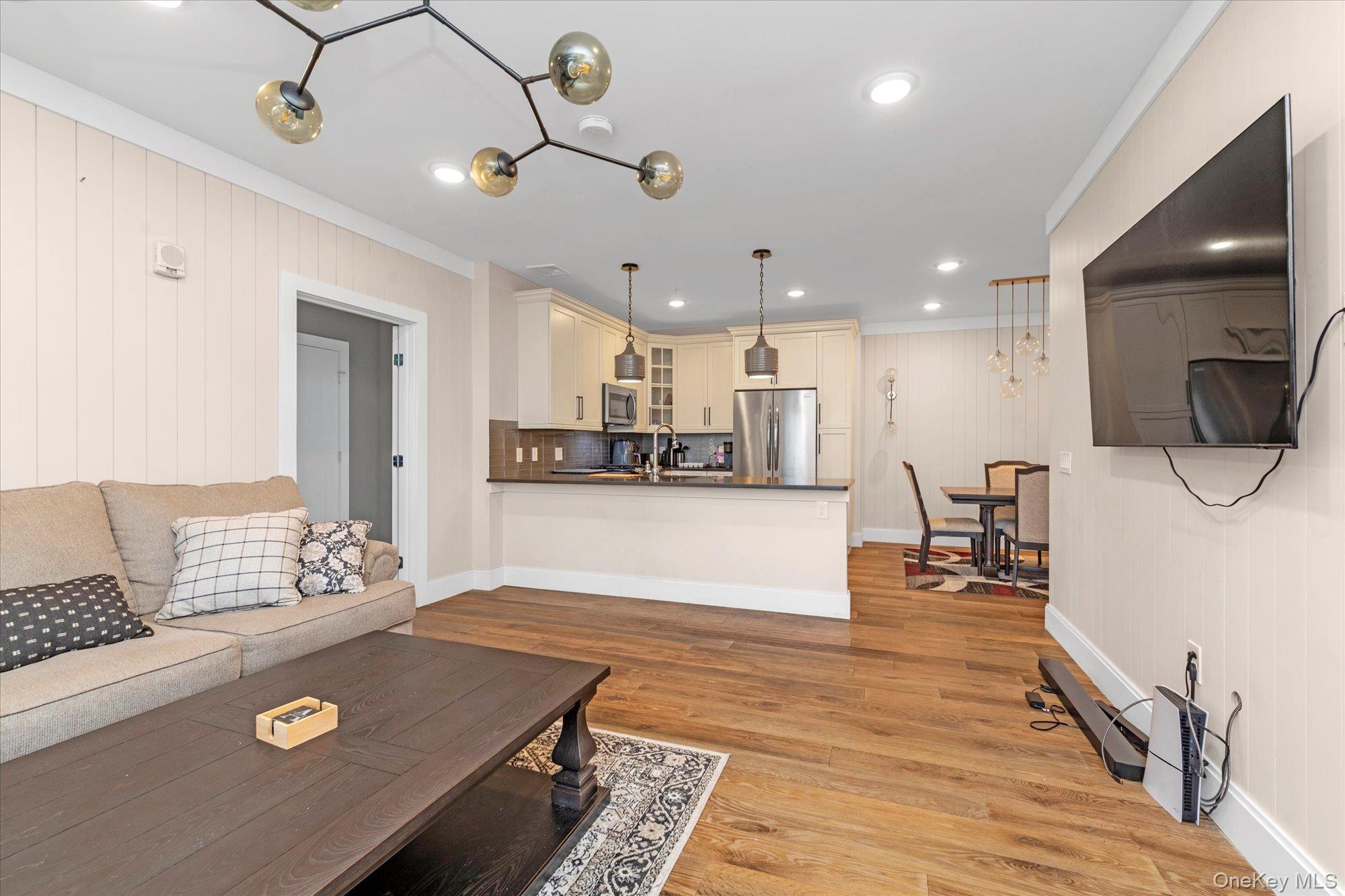 Condo Marina Pointe  Nassau County, NY 11518, MLS-974017-5