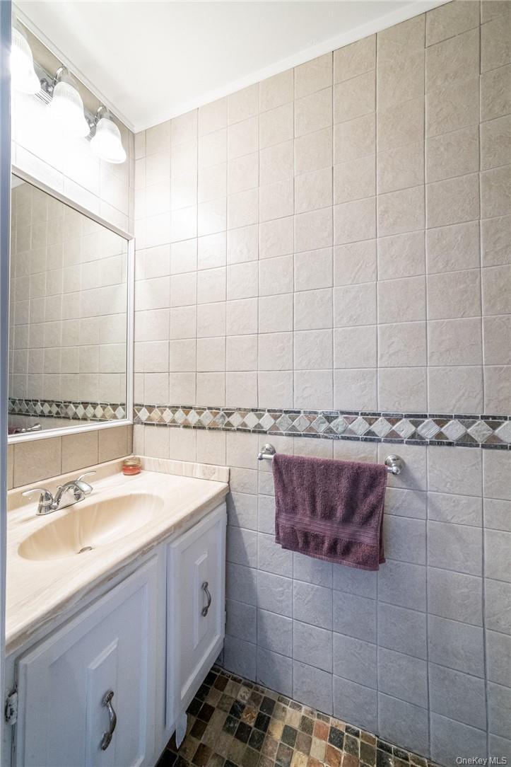 Condo Barker  Westchester County, NY 10549, MLS-974024-20