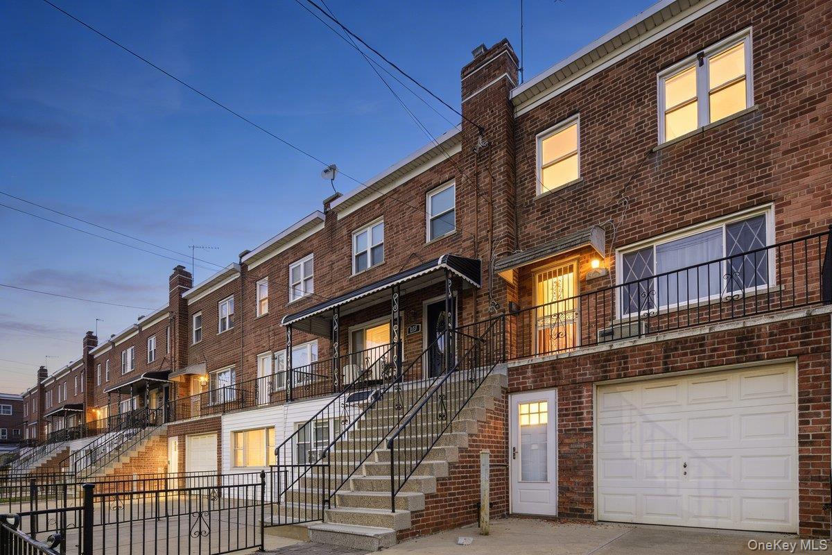 Single Family Calhoun  Bronx, NY 10465, MLS-974048-3