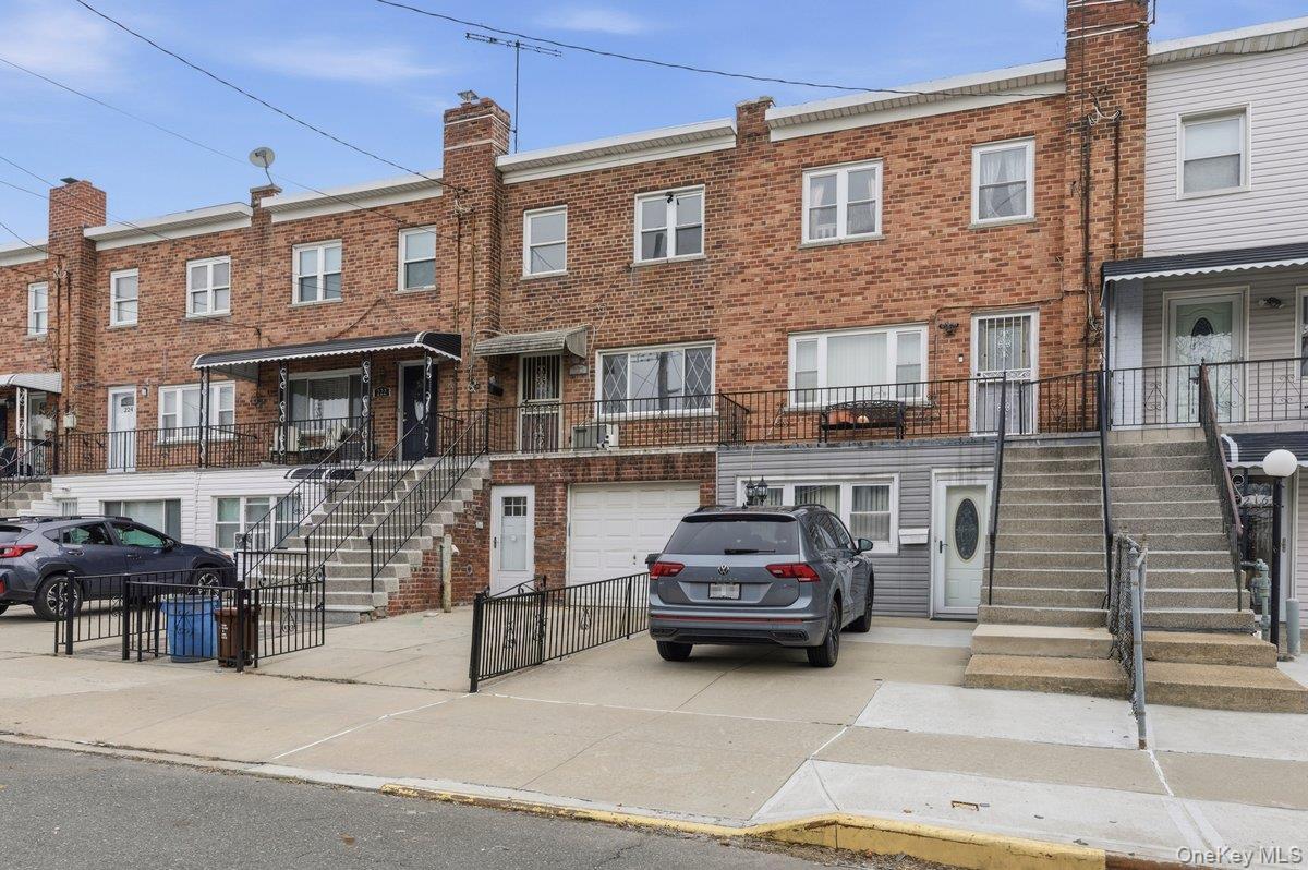 Single Family Calhoun  Bronx, NY 10465, MLS-974048-5