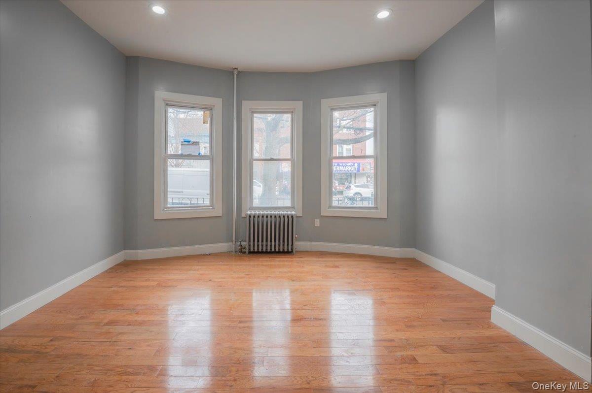 Single Family Zerega  Bronx, NY 10462, MLS-974057-11