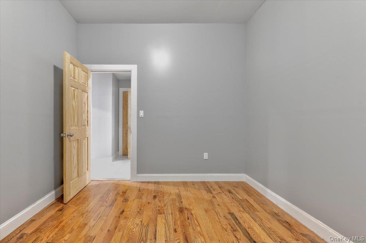 Single Family Zerega  Bronx, NY 10462, MLS-974057-16