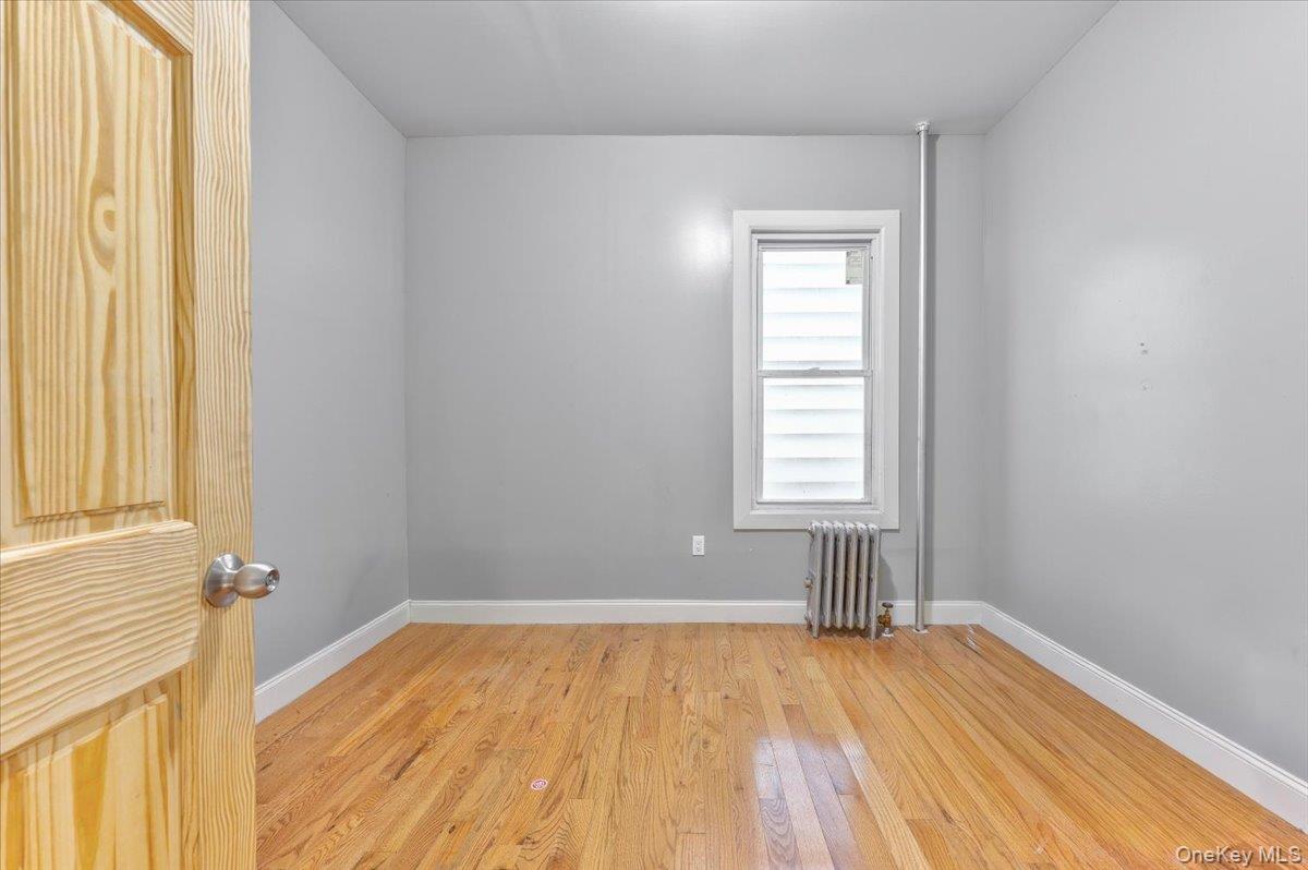 Single Family Zerega  Bronx, NY 10462, MLS-974057-17