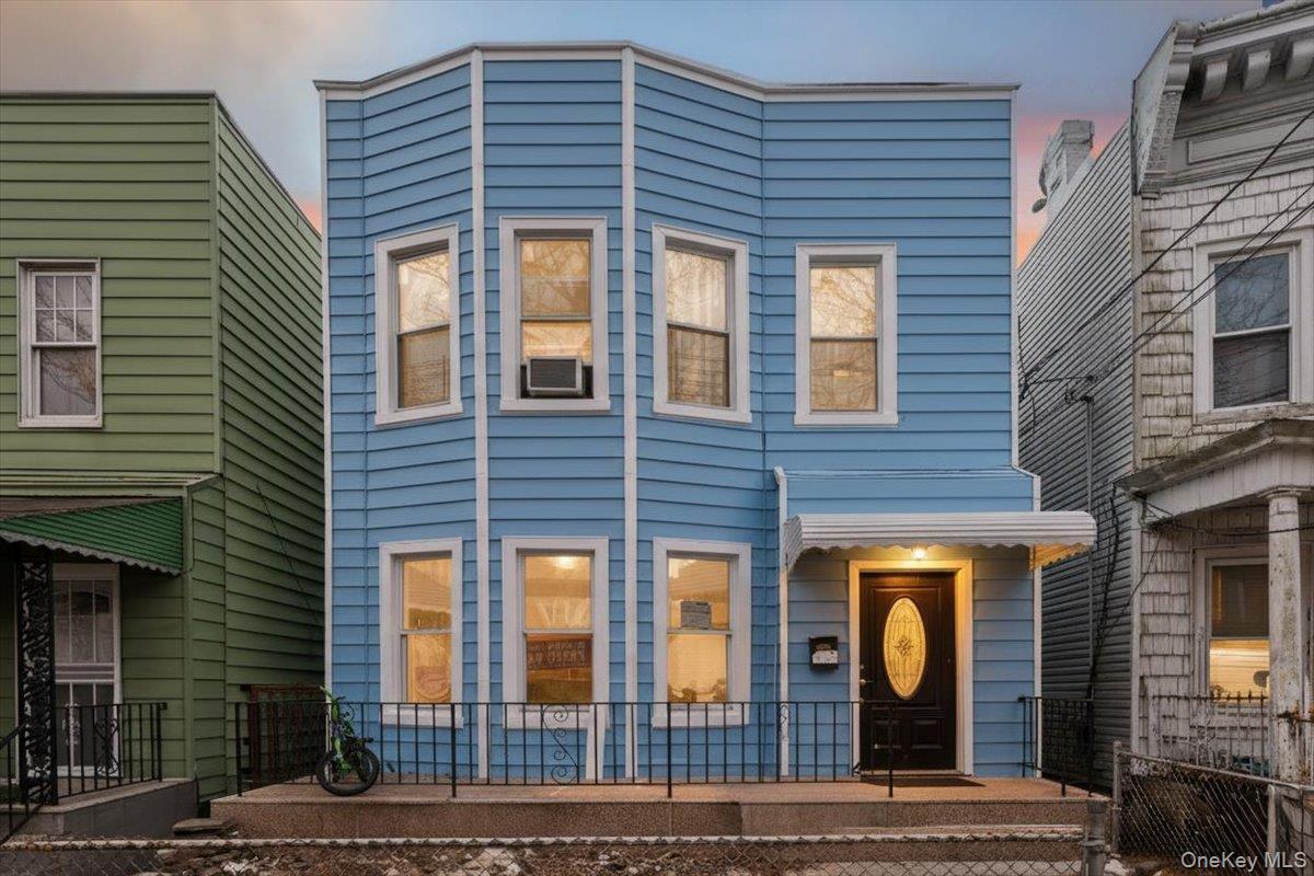 Single Family Zerega  Bronx, NY 10462, MLS-974057-2