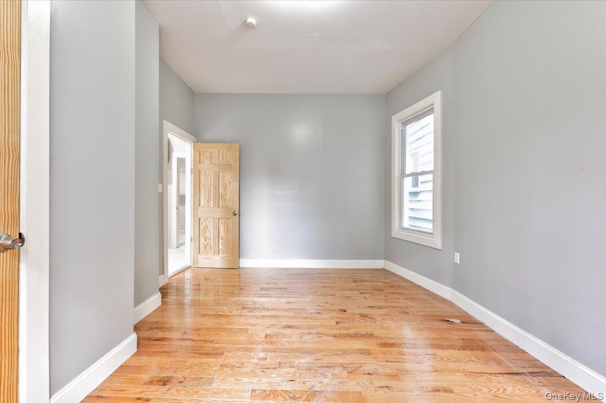 Single Family Zerega  Bronx, NY 10462, MLS-974057-20