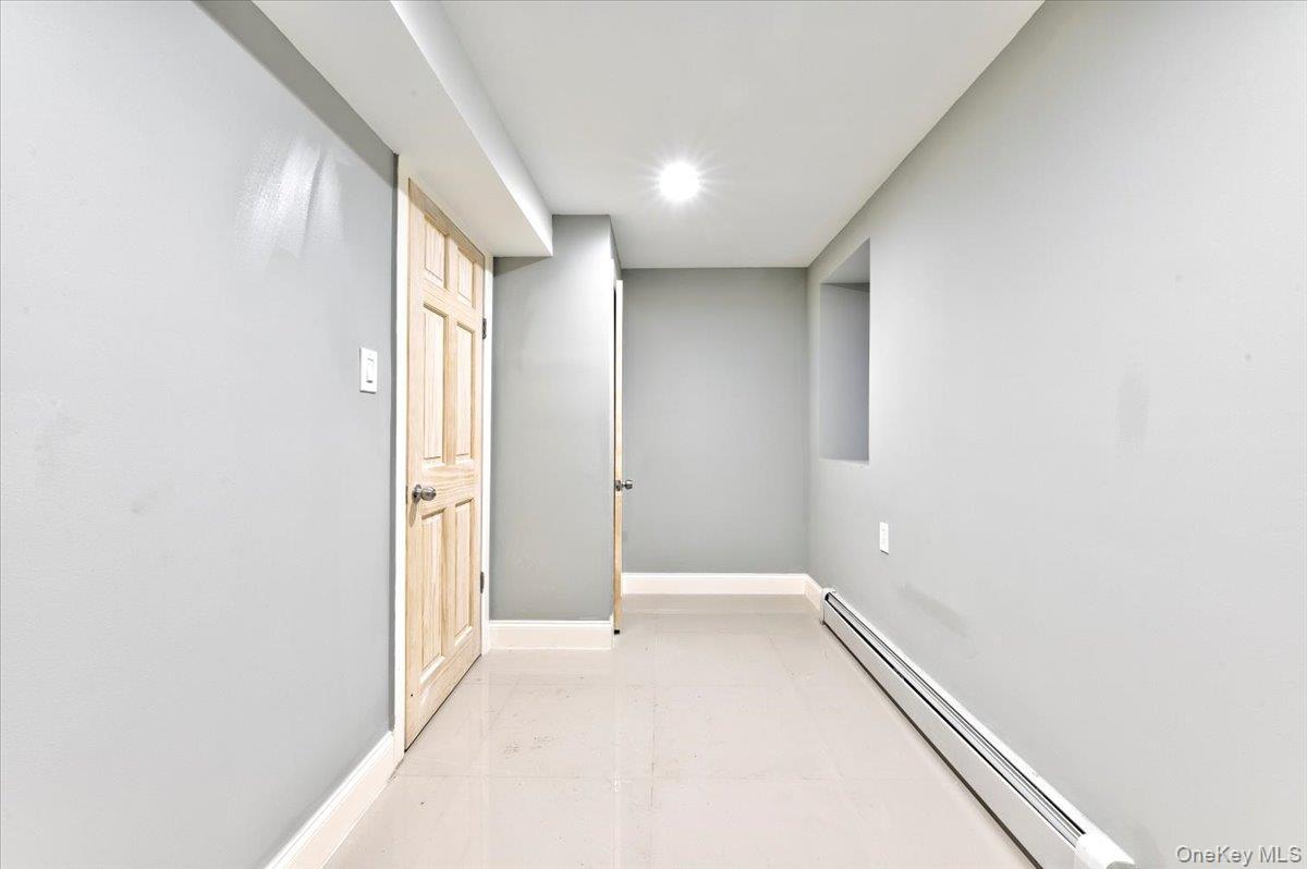 Single Family Zerega  Bronx, NY 10462, MLS-974057-28