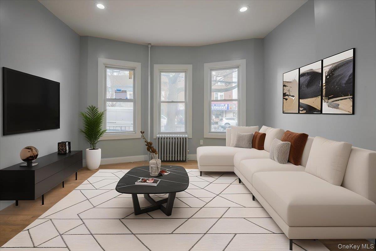 Single Family Zerega  Bronx, NY 10462, MLS-974057-4