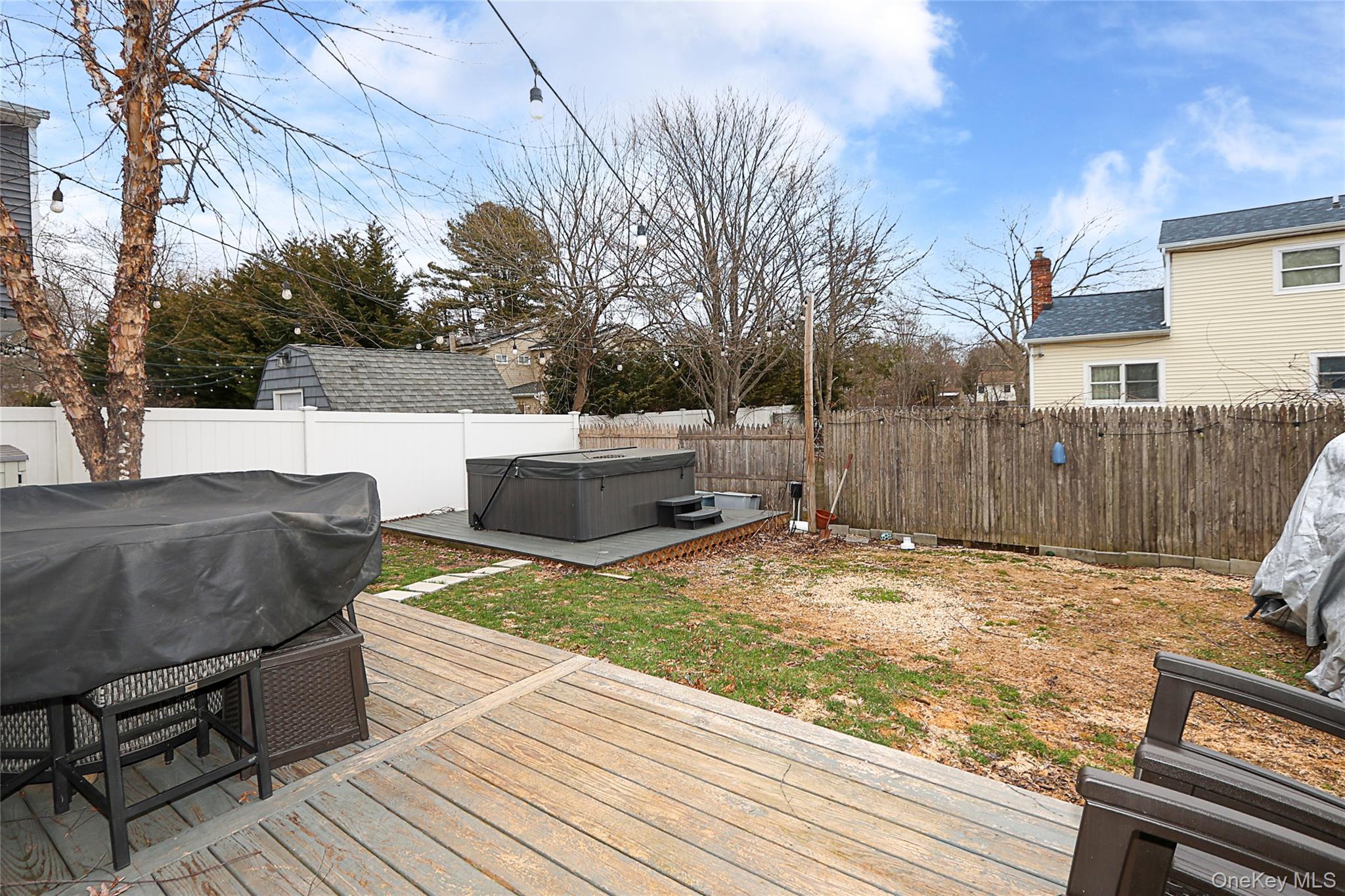 Single Family Norwalk  Suffolk County, NY 11763, MLS-974060-23