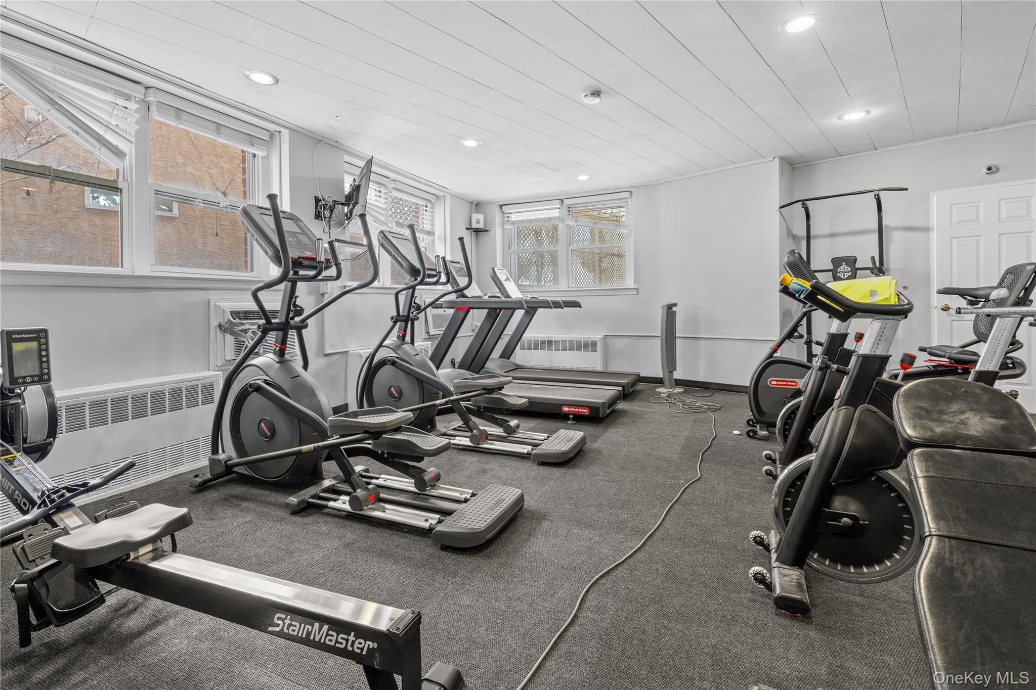 Coop Shore Nassau County, NY 11561, MLS-974069-29