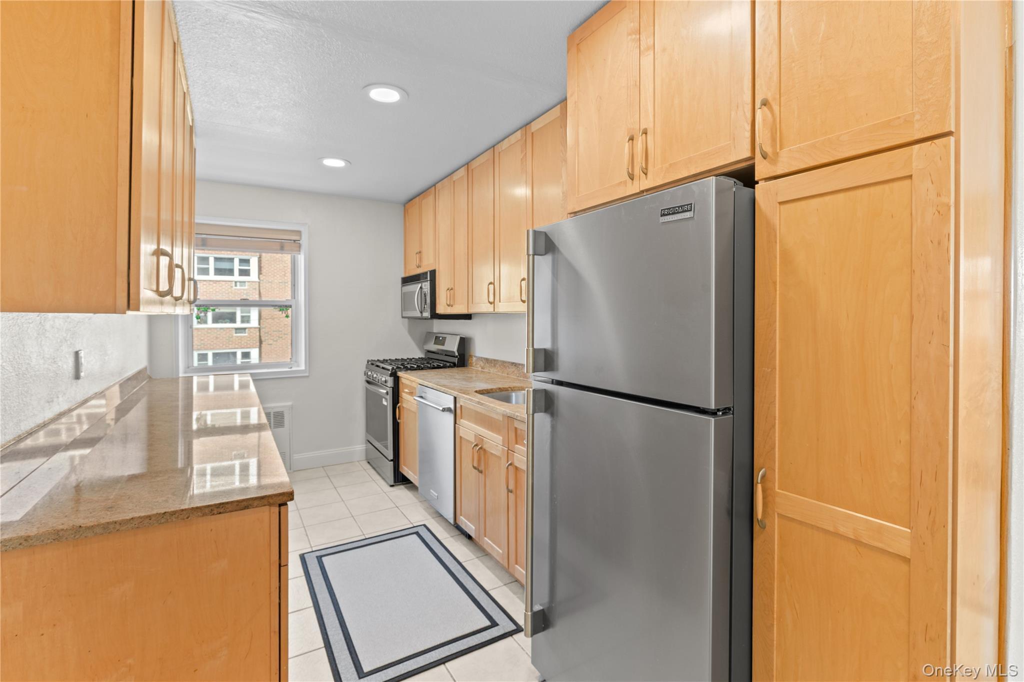 Coop Shore Nassau County, NY 11561, MLS-974069-6