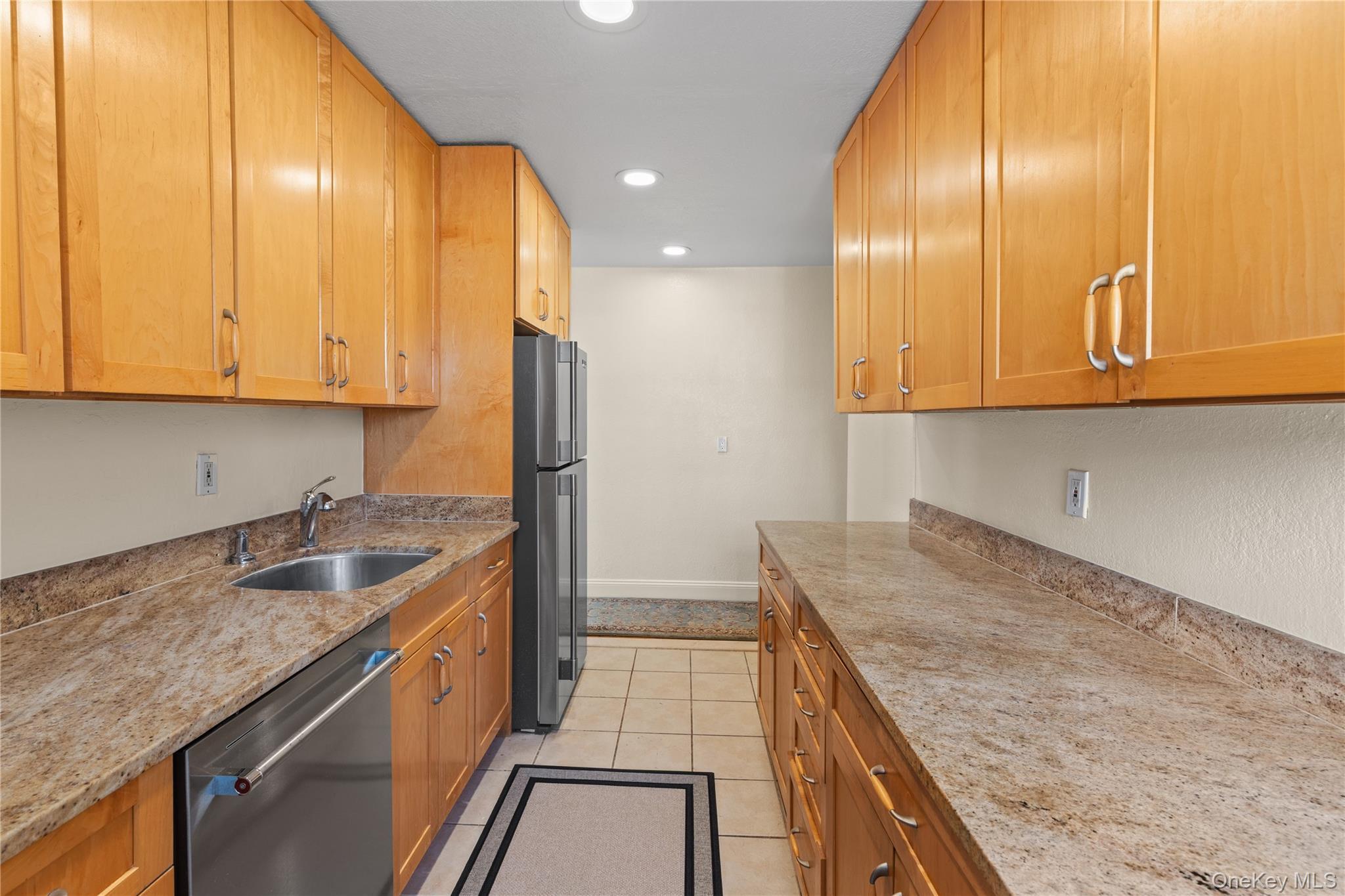 Coop Shore Nassau County, NY 11561, MLS-974069-9