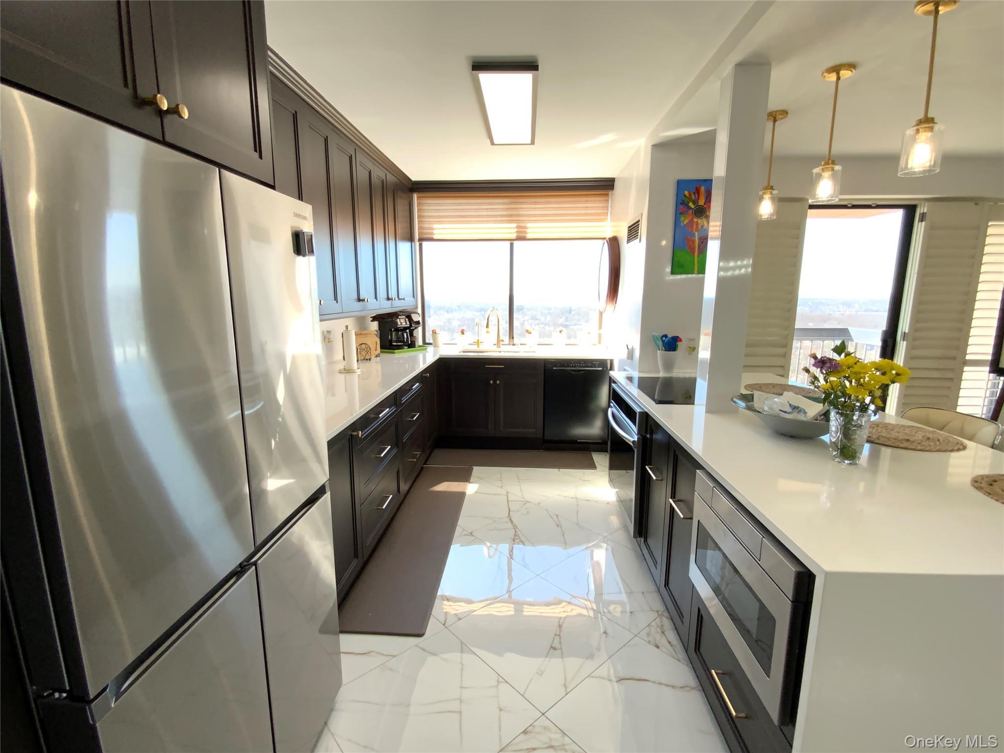 Coop Grand Central  Queens, NY 11005, MLS-974078-10