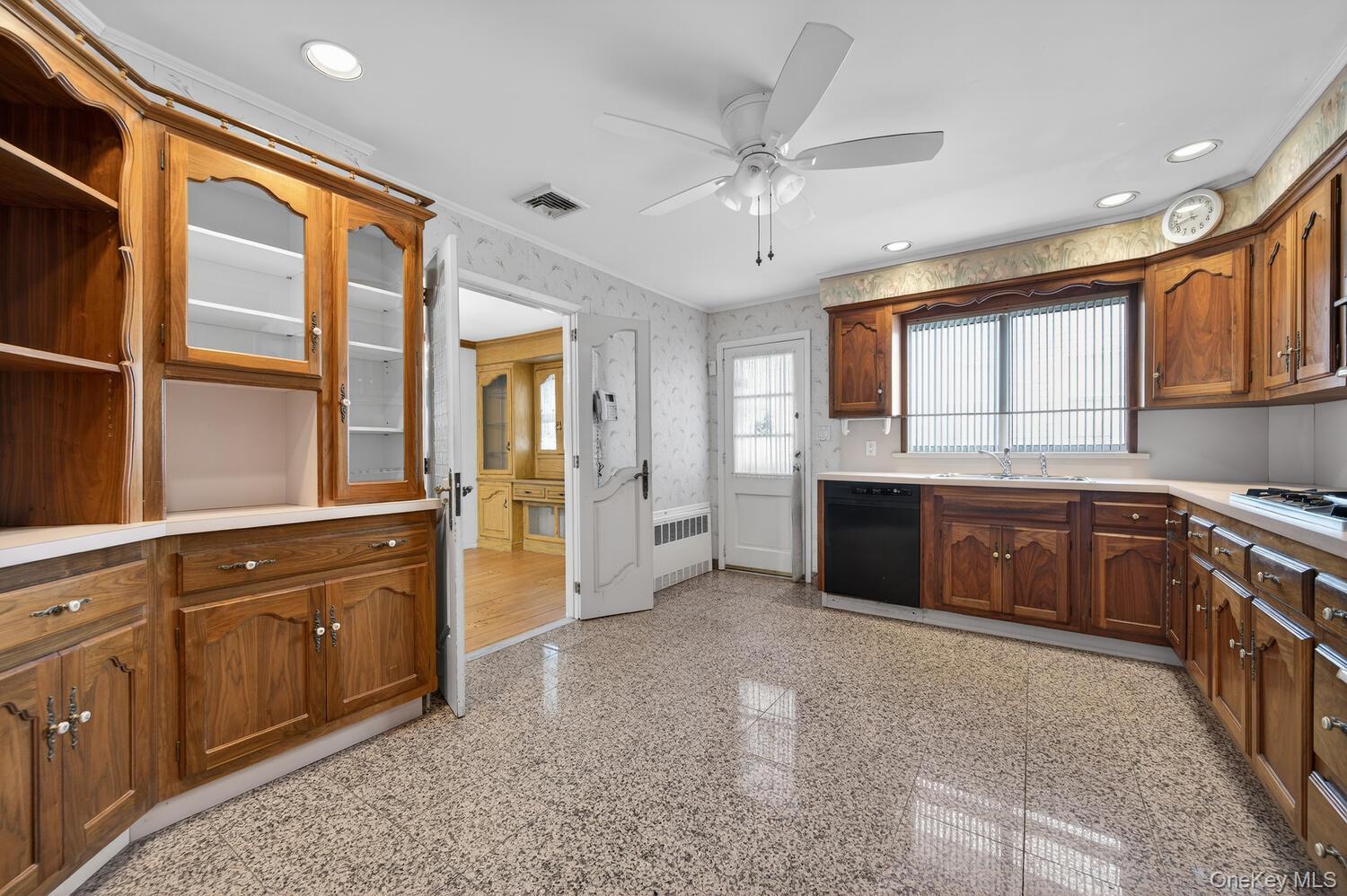 Single Family 1st  Nassau County, NY 11709, MLS-974080-11