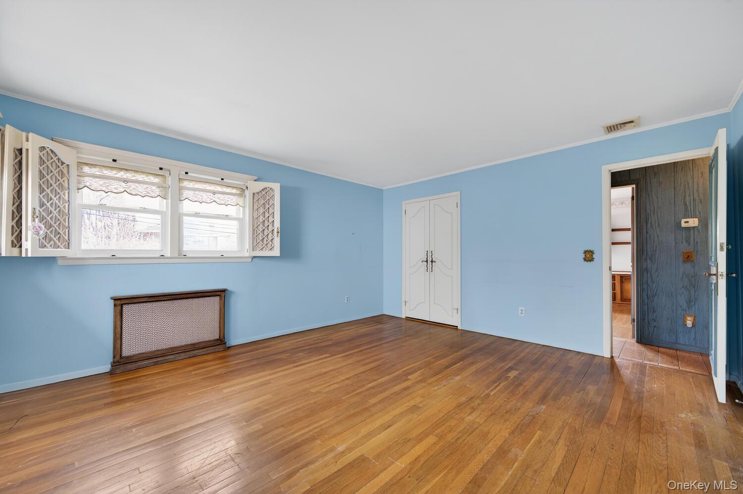 Single Family 1st  Nassau County, NY 11709, MLS-974080-14