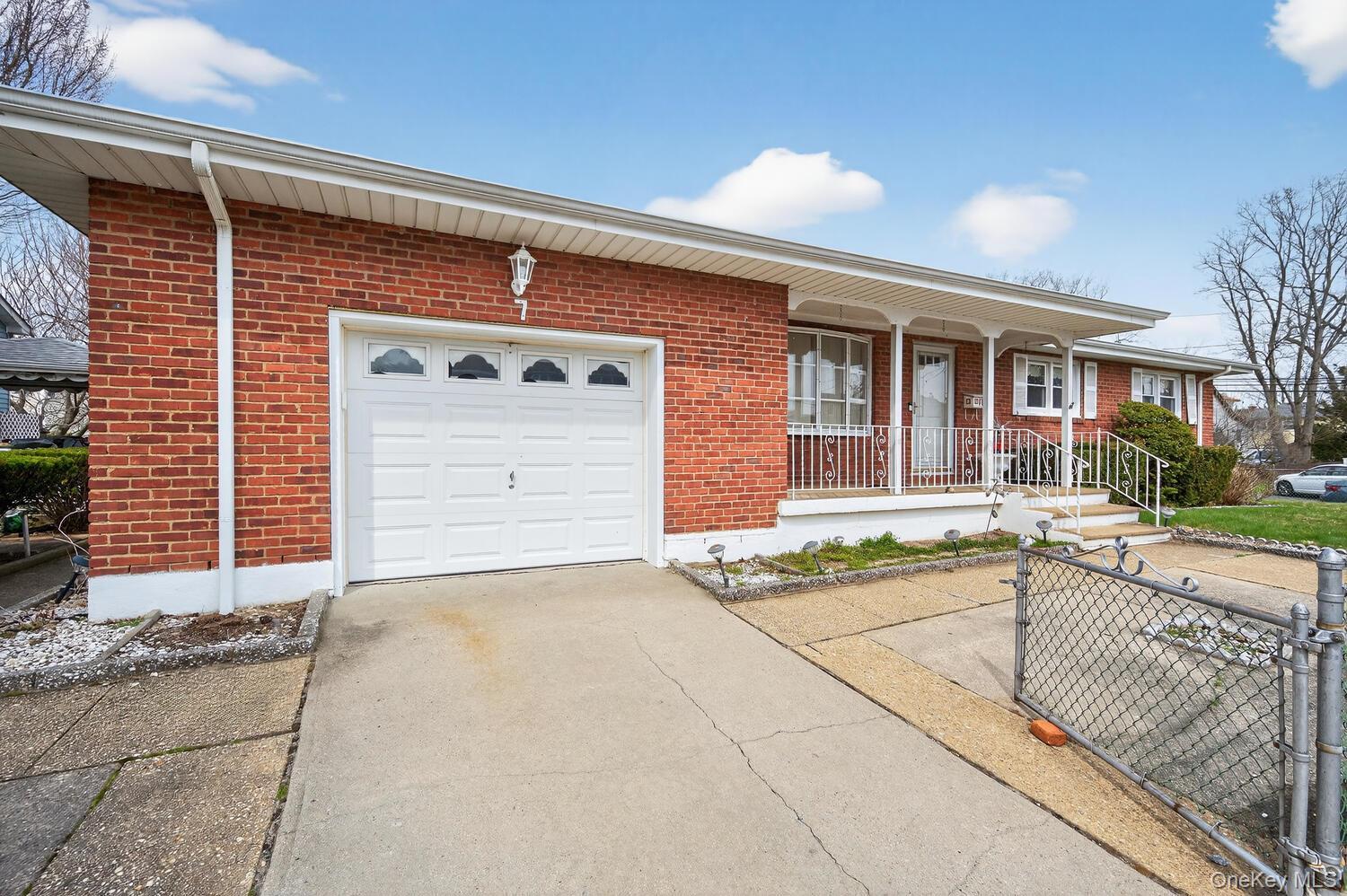 Single Family 1st  Nassau County, NY 11709, MLS-974080-2
