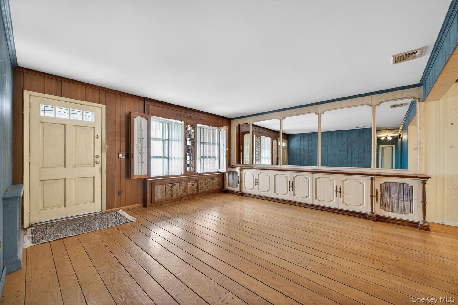 Single Family 1st  Nassau County, NY 11709, MLS-974080-7