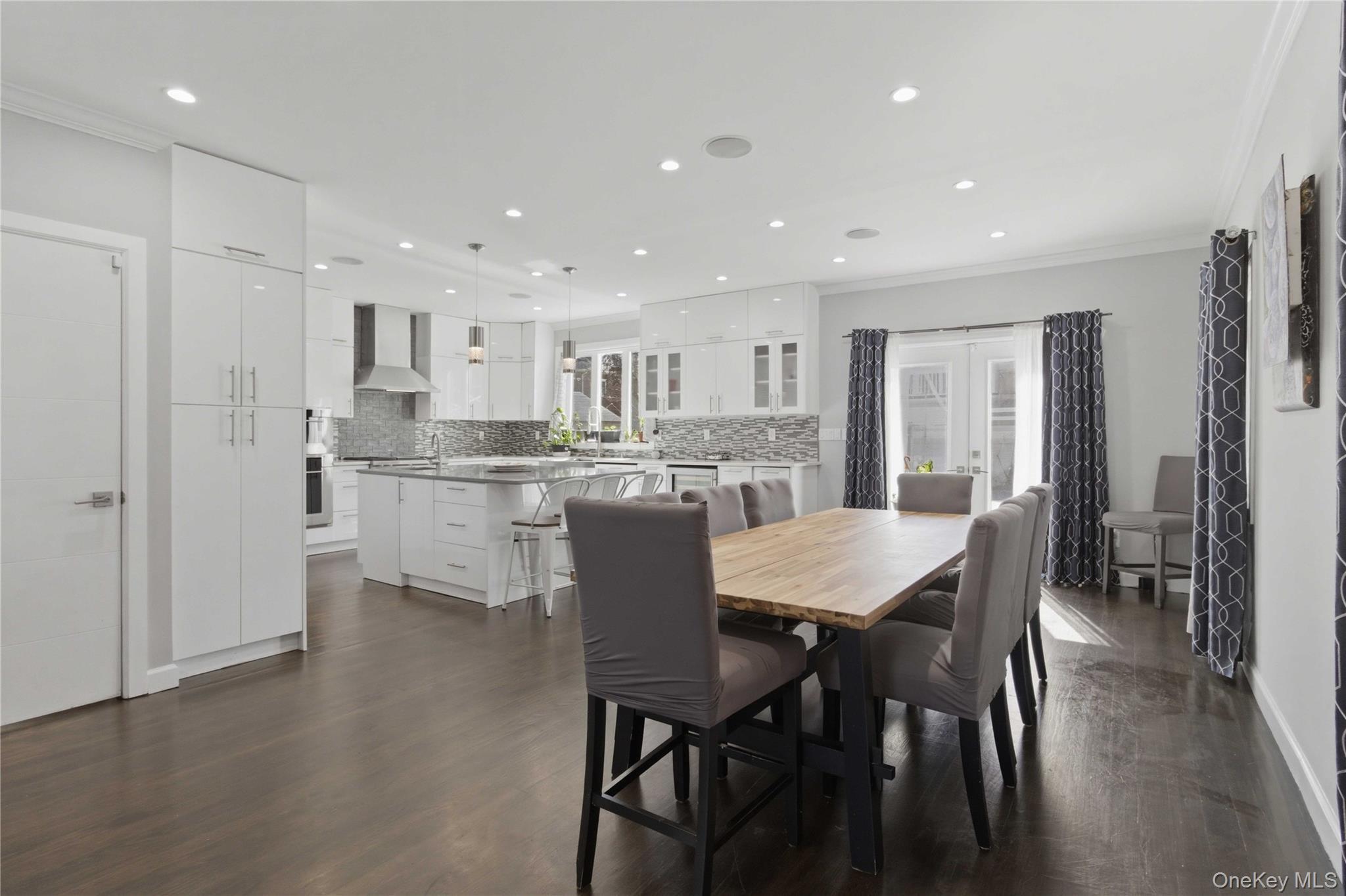 Single Family Buell Queens, NY 11369, MLS-974083-16