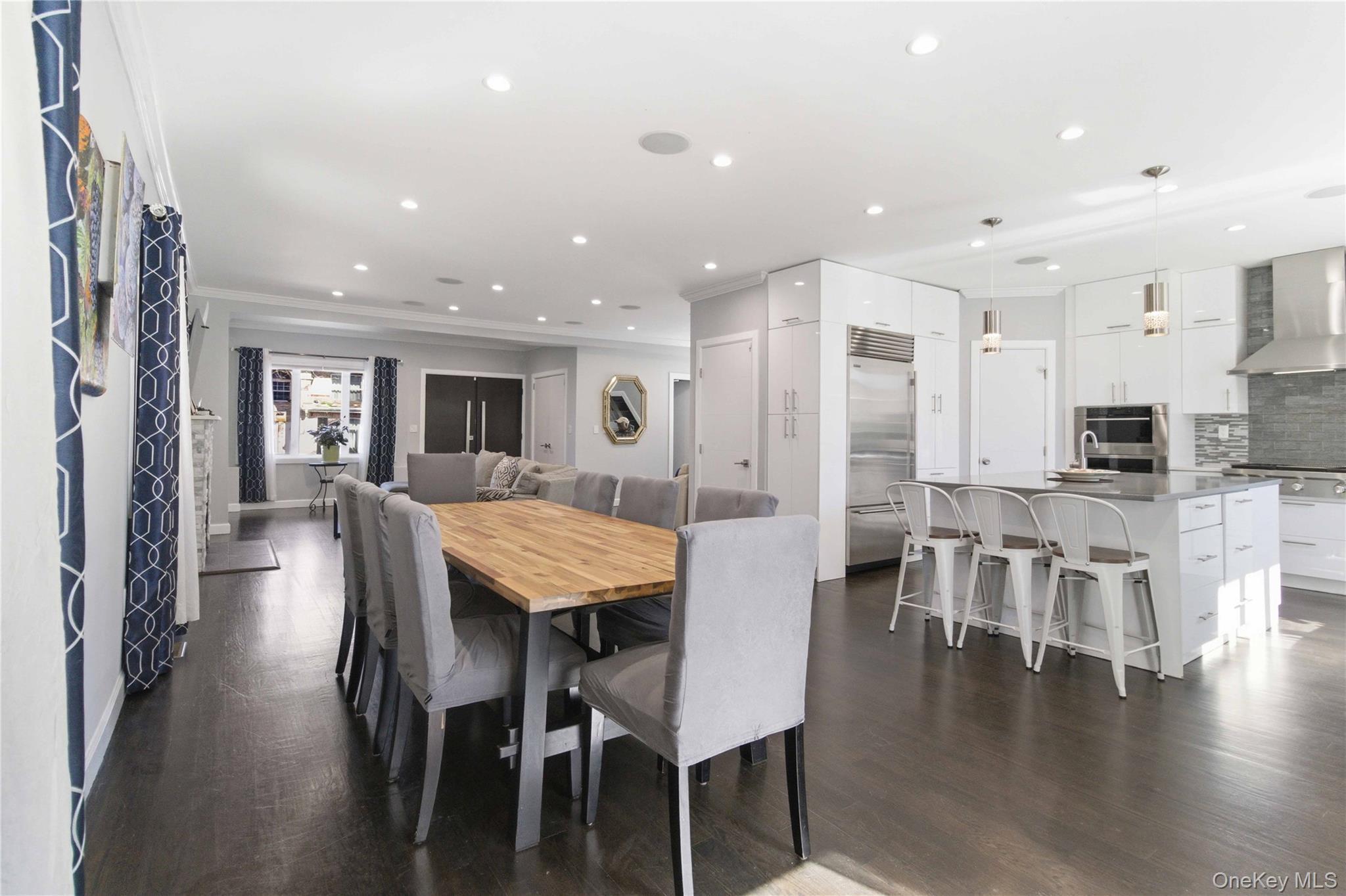 Single Family Buell Queens, NY 11369, MLS-974083-20