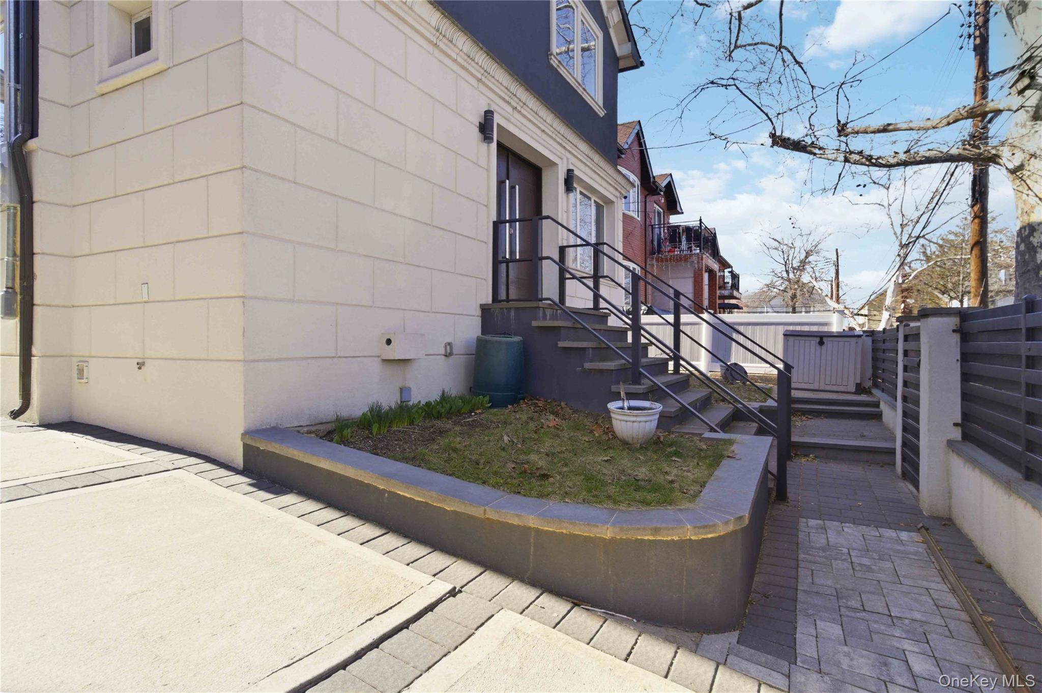 Single Family Buell Queens, NY 11369, MLS-974083-6