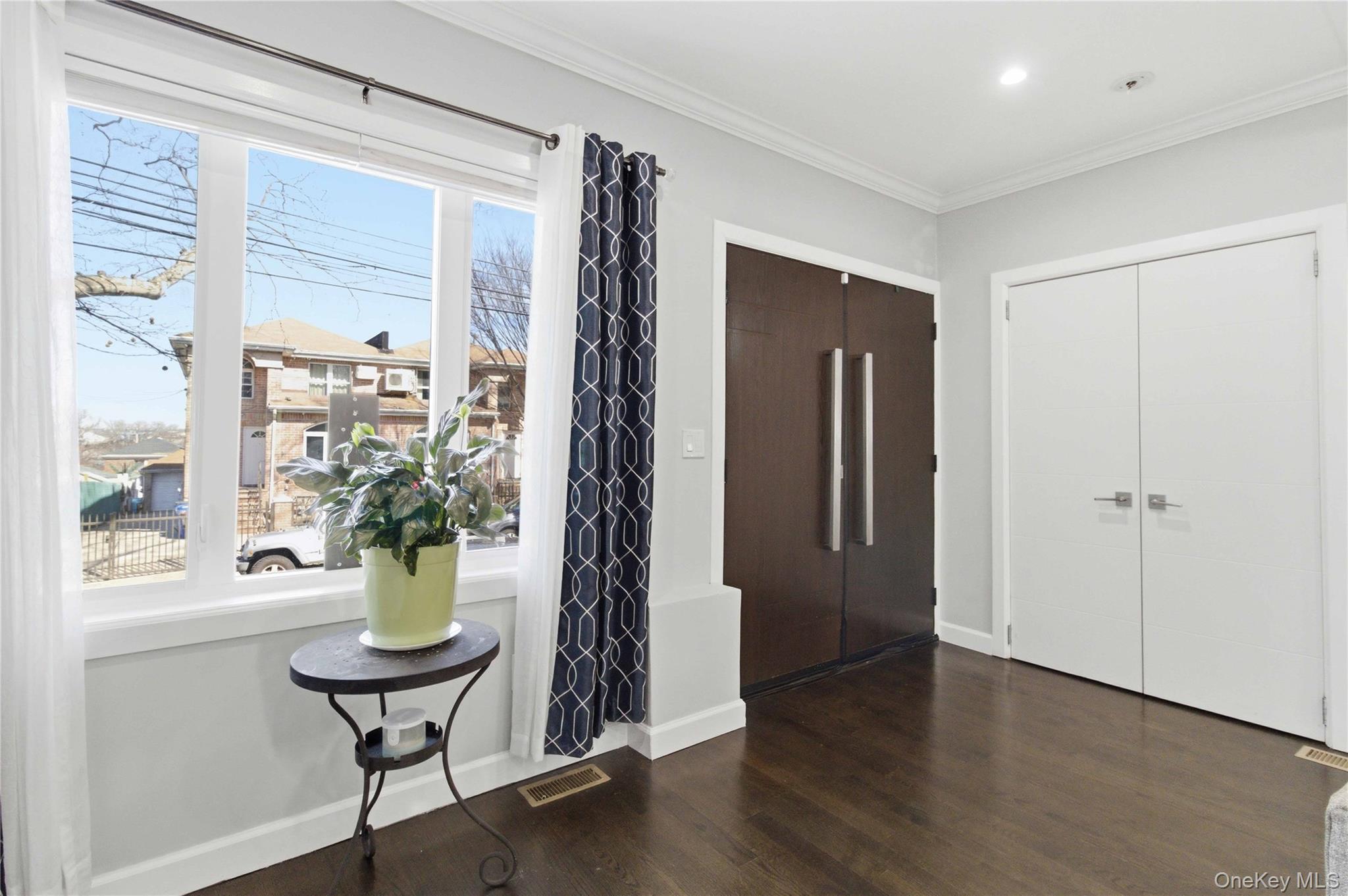 Single Family Buell Queens, NY 11369, MLS-974083-7