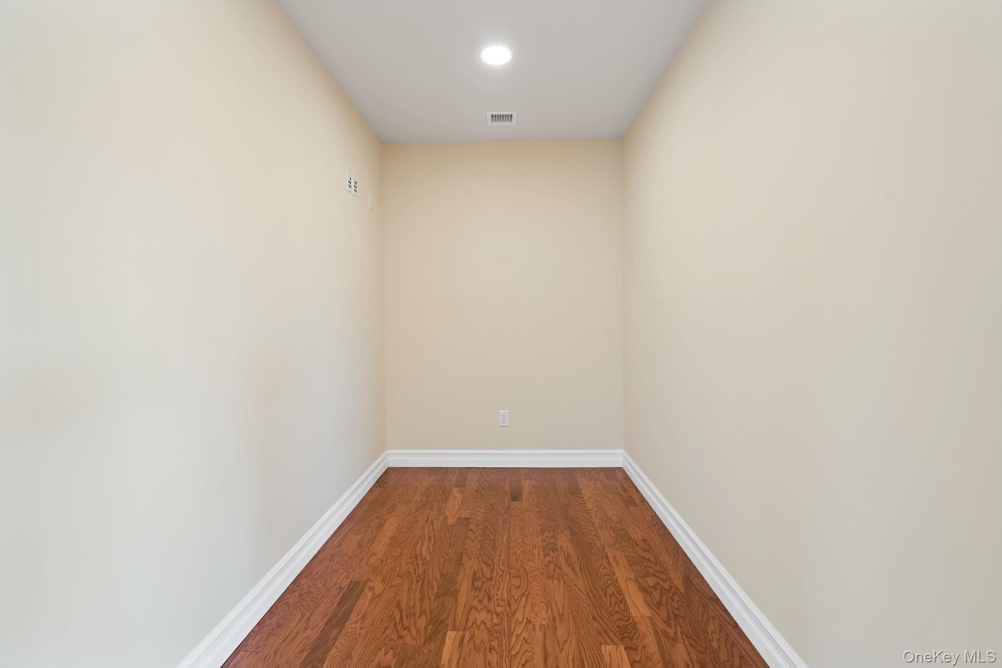 Single Family Hull  Ulster County, NY 12515, MLS-974089-20