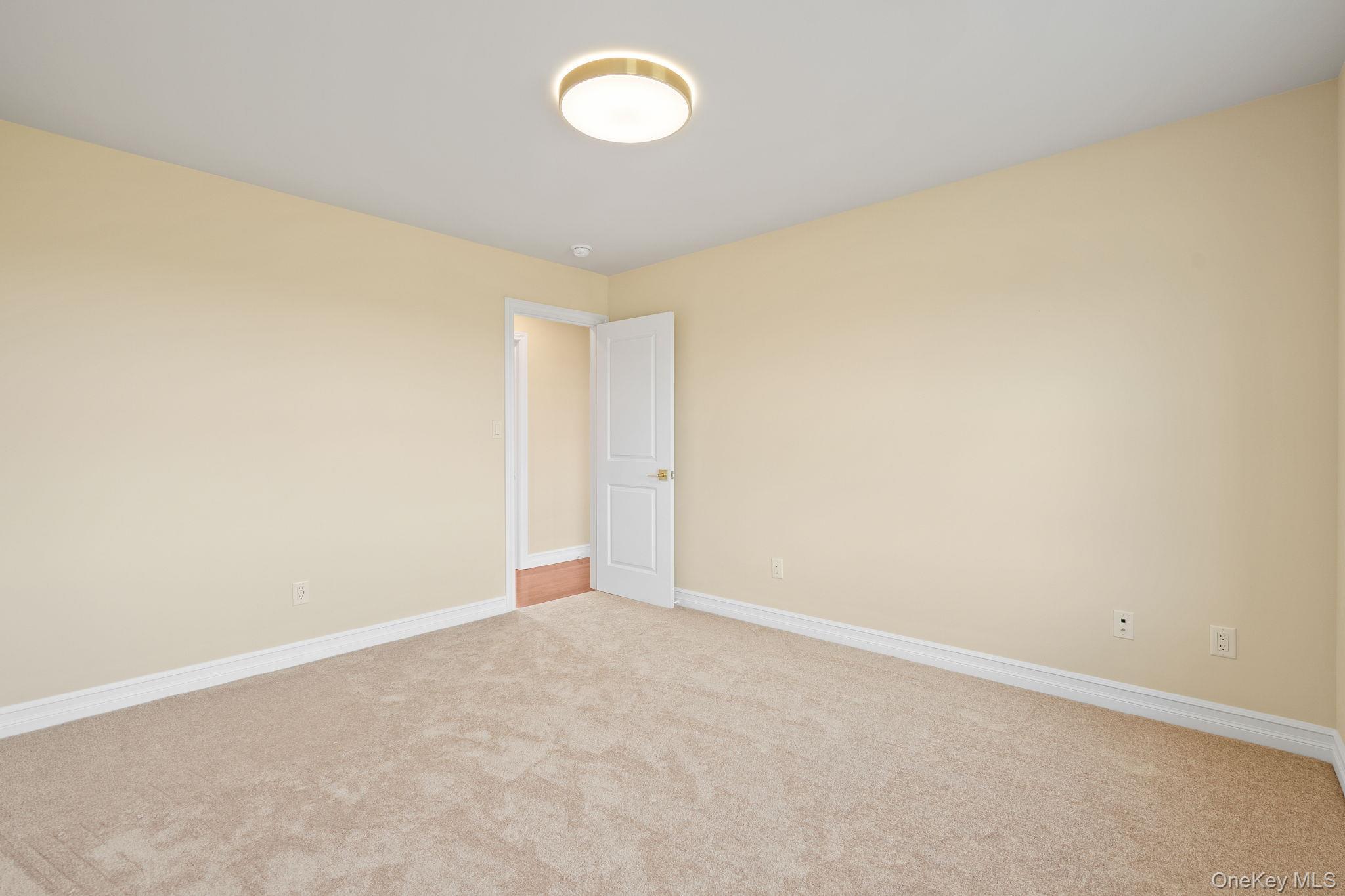 Single Family Hull  Ulster County, NY 12515, MLS-974089-24