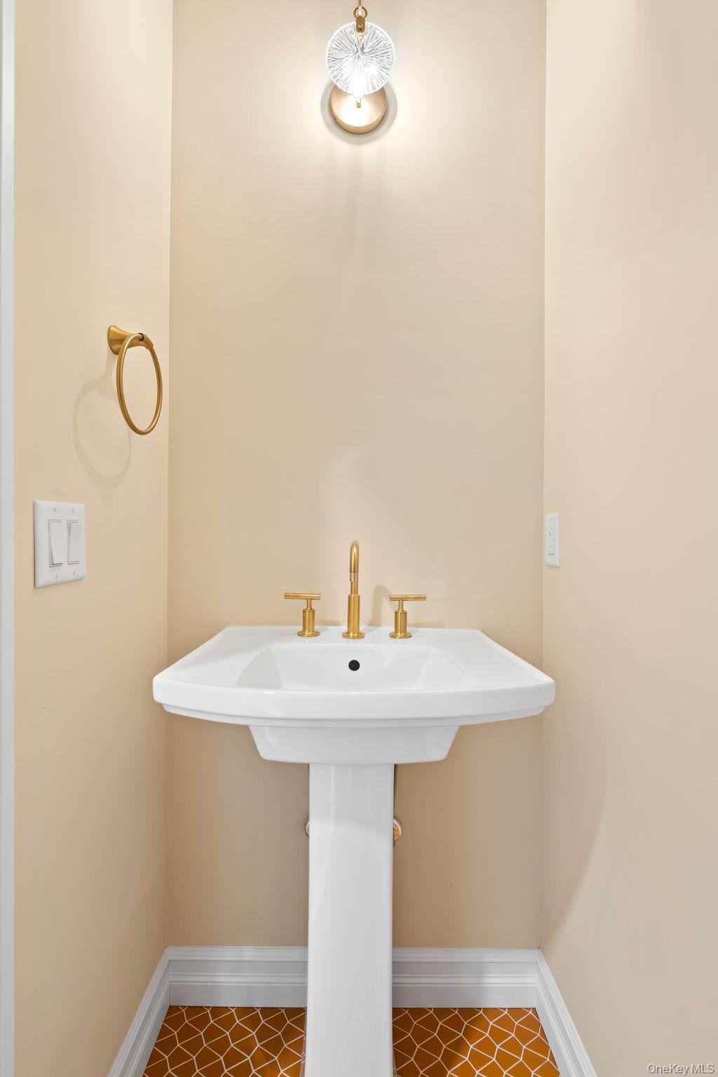 Single Family Hull  Ulster County, NY 12515, MLS-974089-8