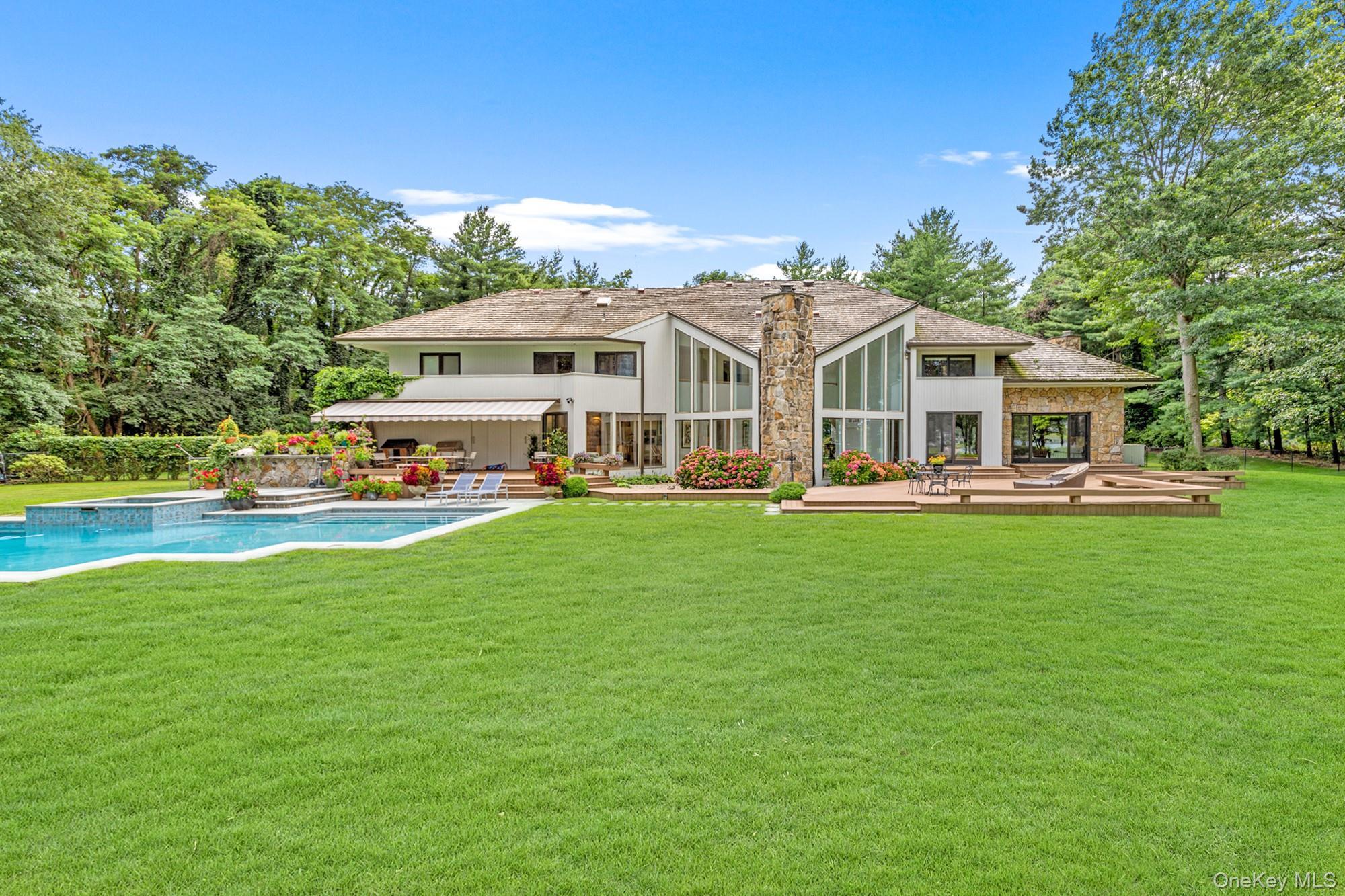 Single Family Mill Pond Lane  Nassau County, NY 11560, MLS-974091-33