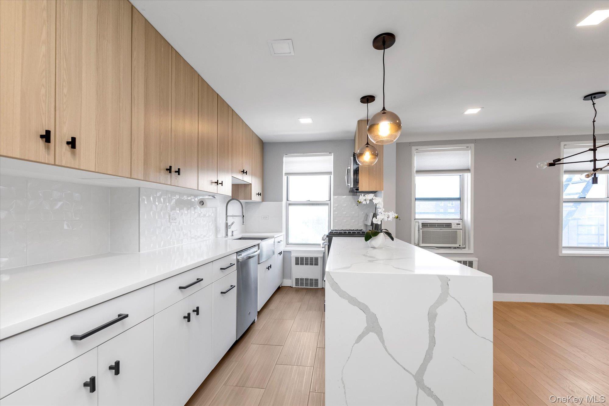 Coop Yellowstone Blvd  Queens, NY 11375, MLS-974092-11