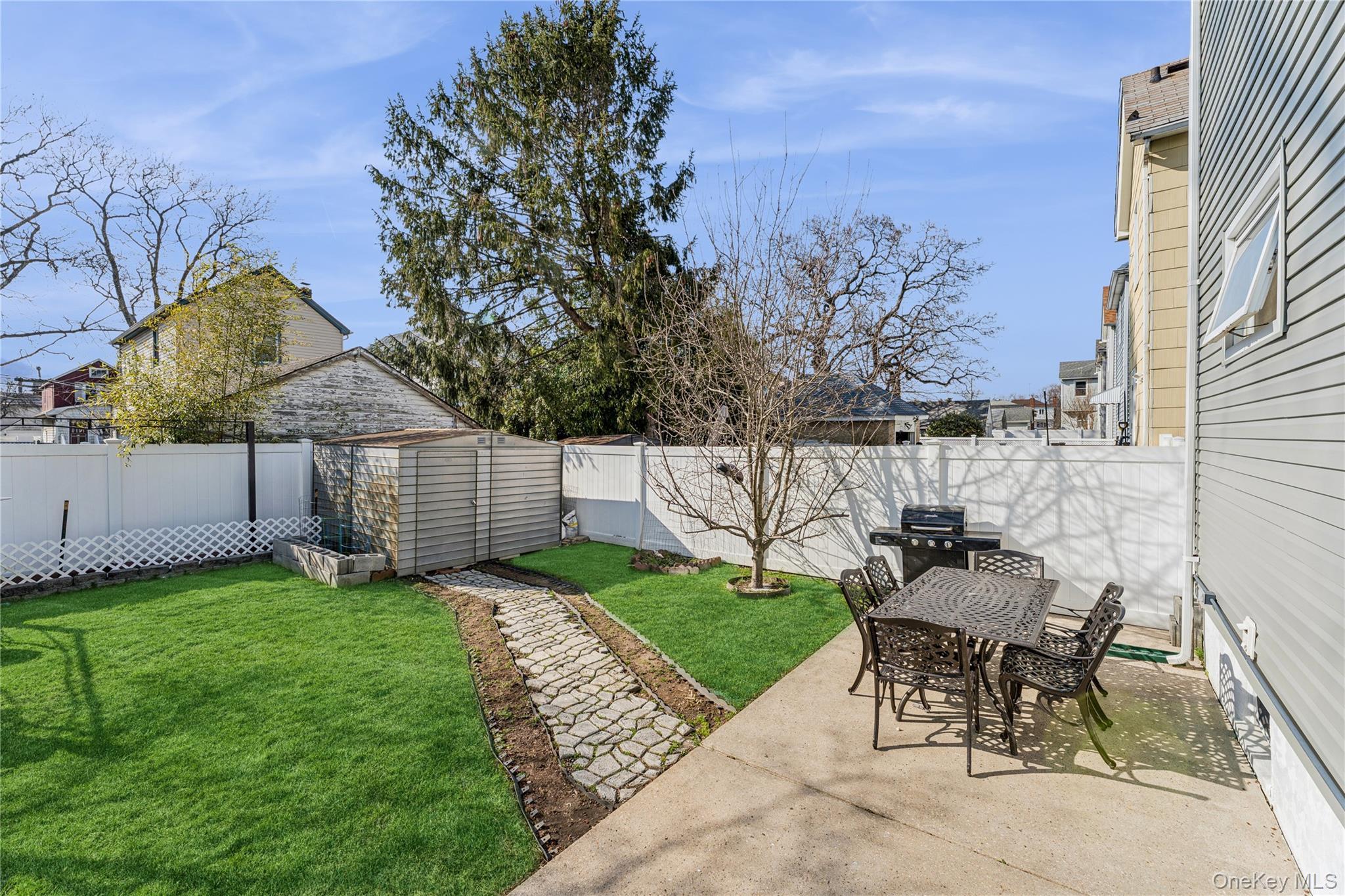 Single Family Putnam  Nassau County, NY 11580, MLS-974097-18